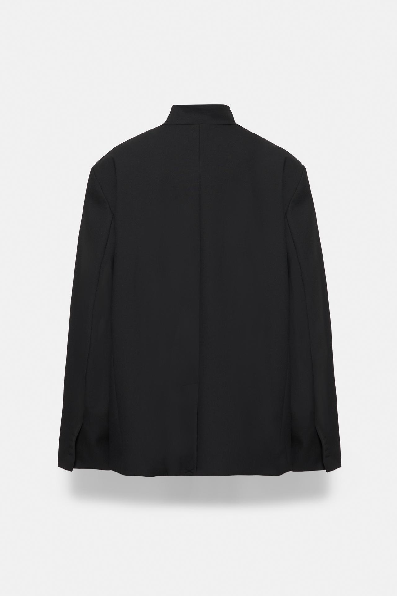 Black double-breasted blazer — Black