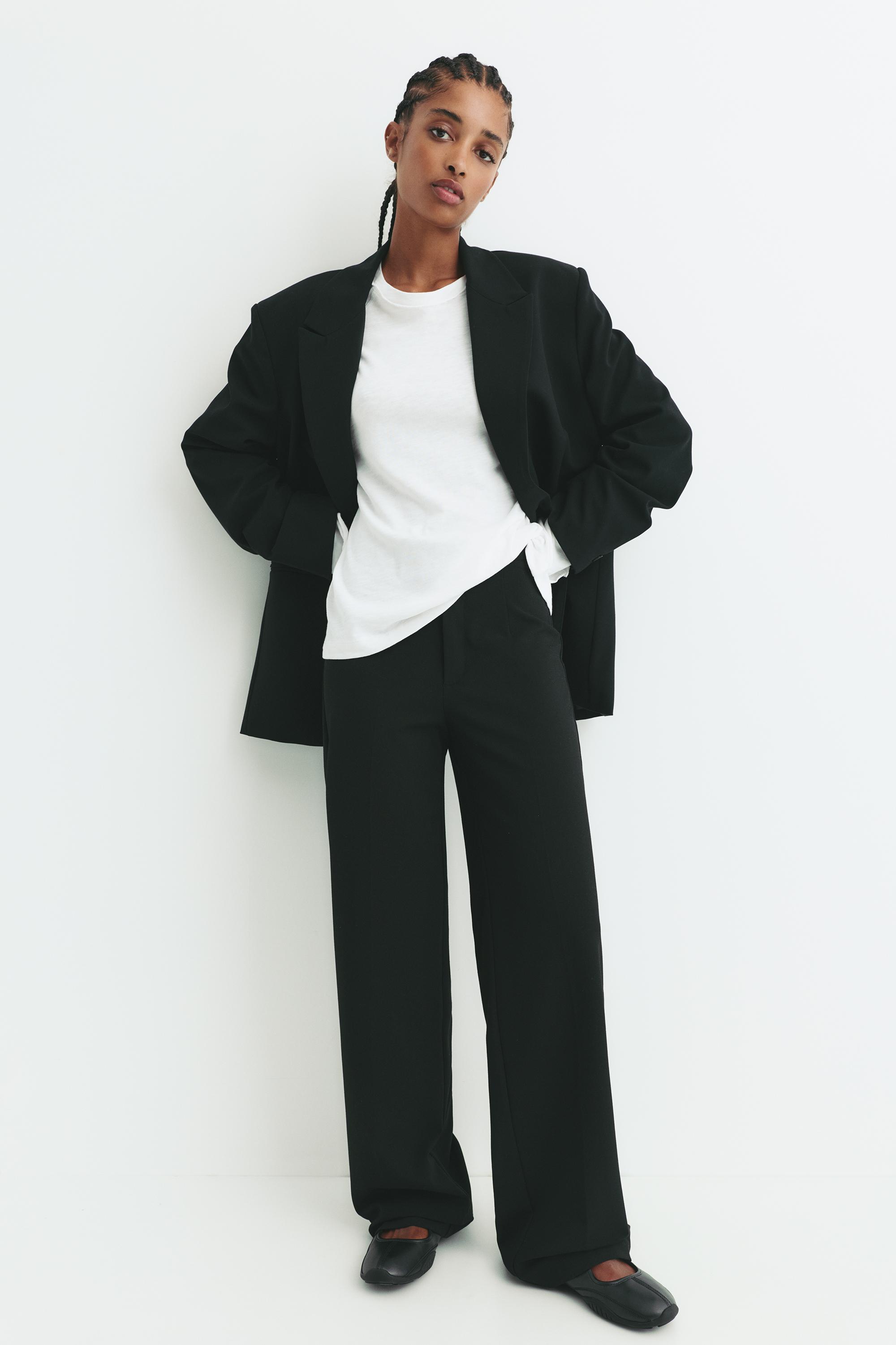 Straight-leg darted trousers — Black