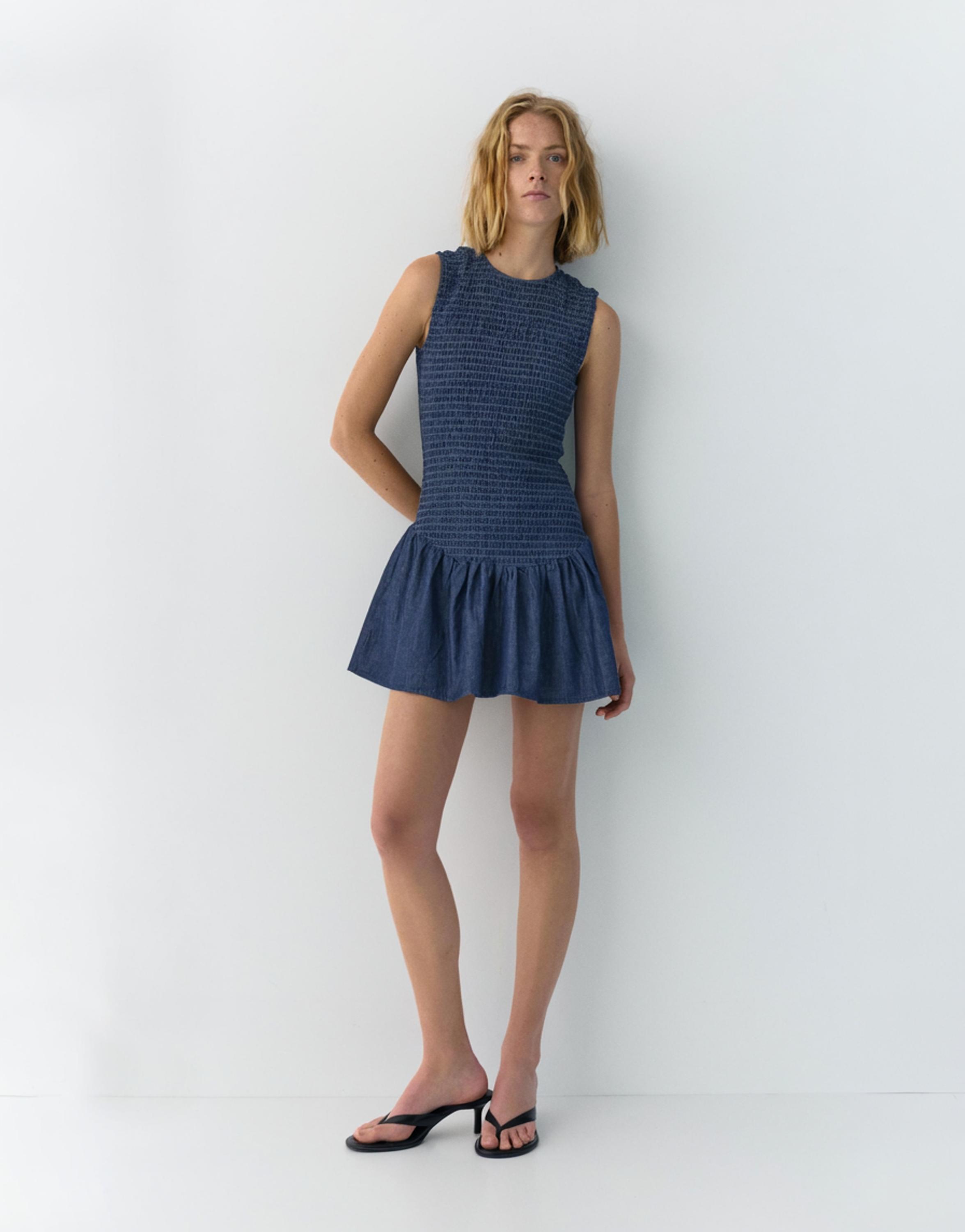 Short smocked denim dress — Dark blue