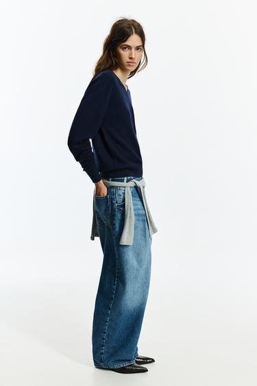 100% wool v-neck jumper — Navy 3