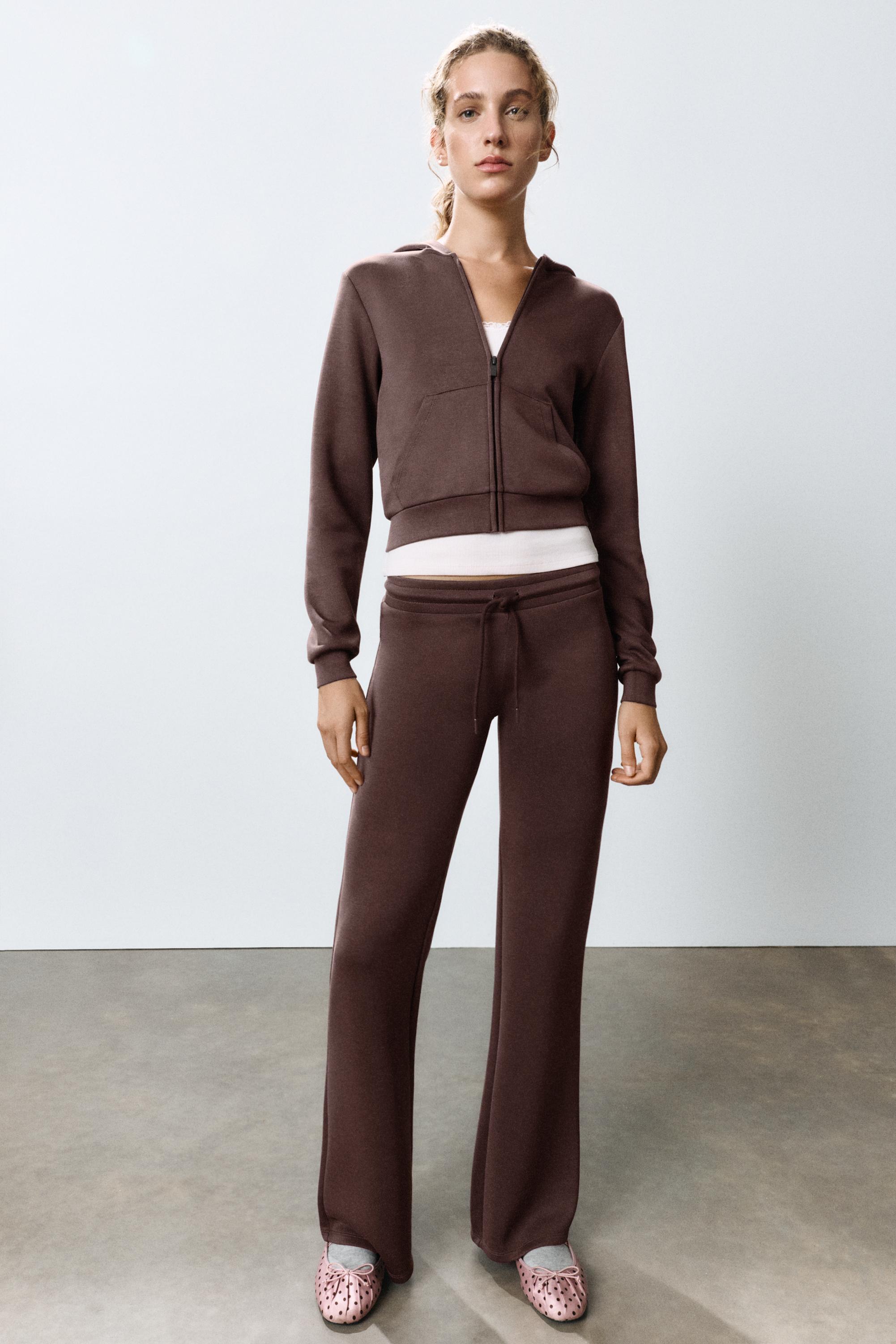 Zip-up hooded sweatshirt — Brown