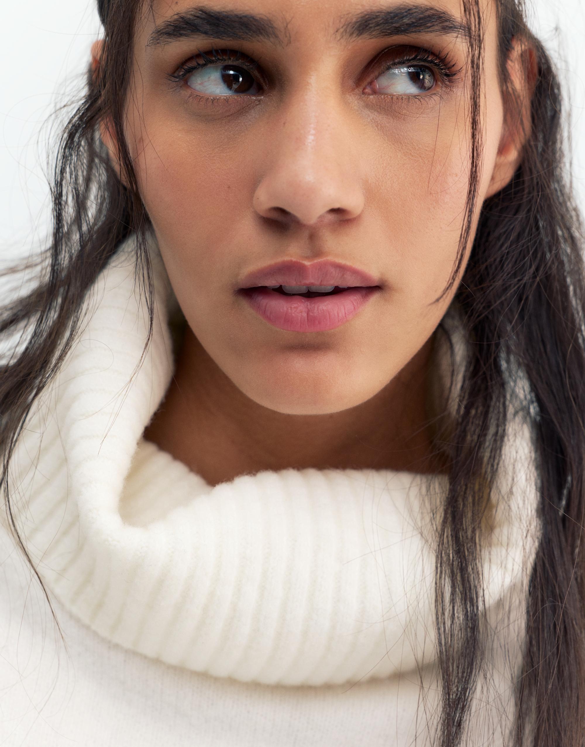 Yumuşak dik yaka kazak - Görsel 54