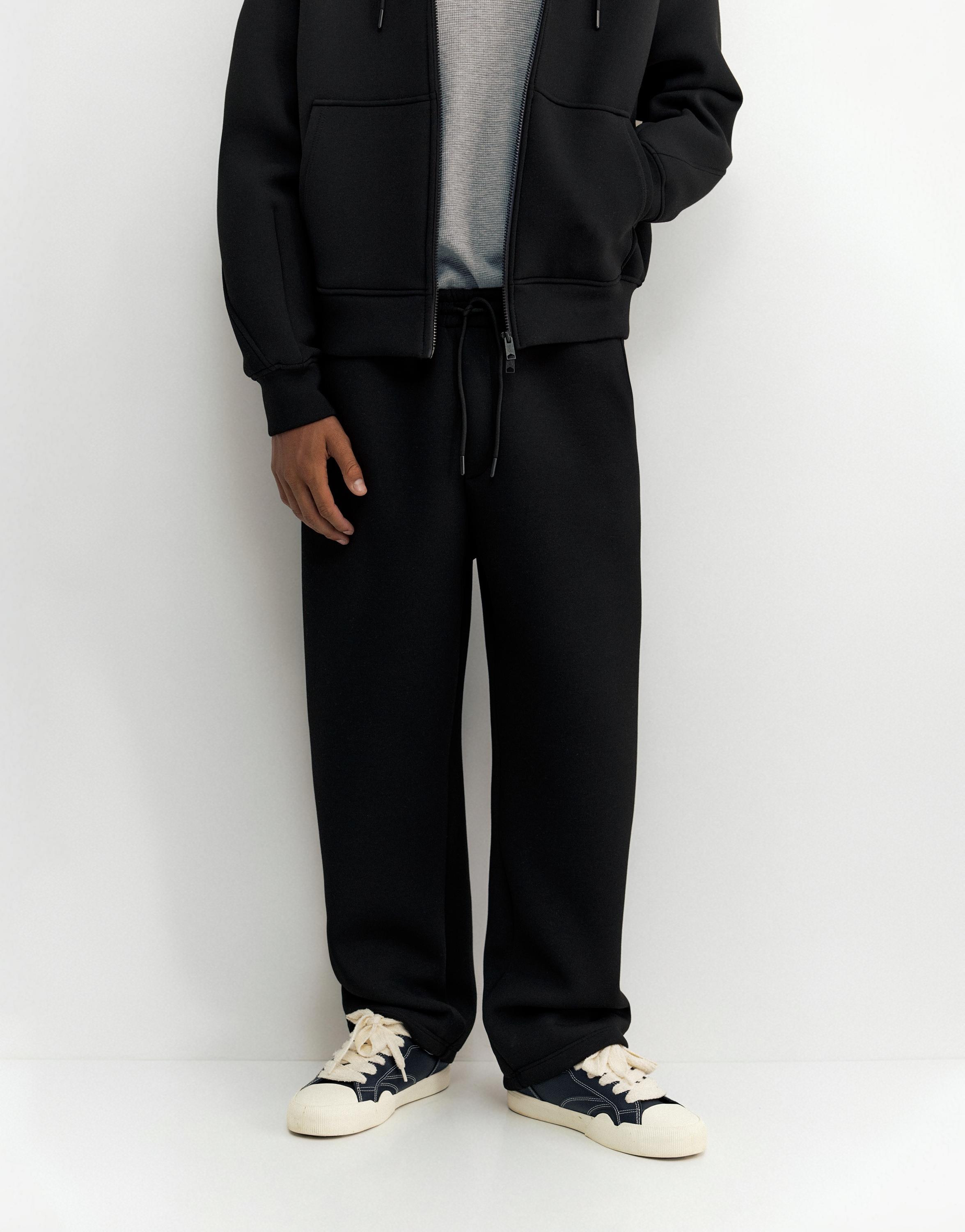 Neoprene-effect baggy trousers — Black