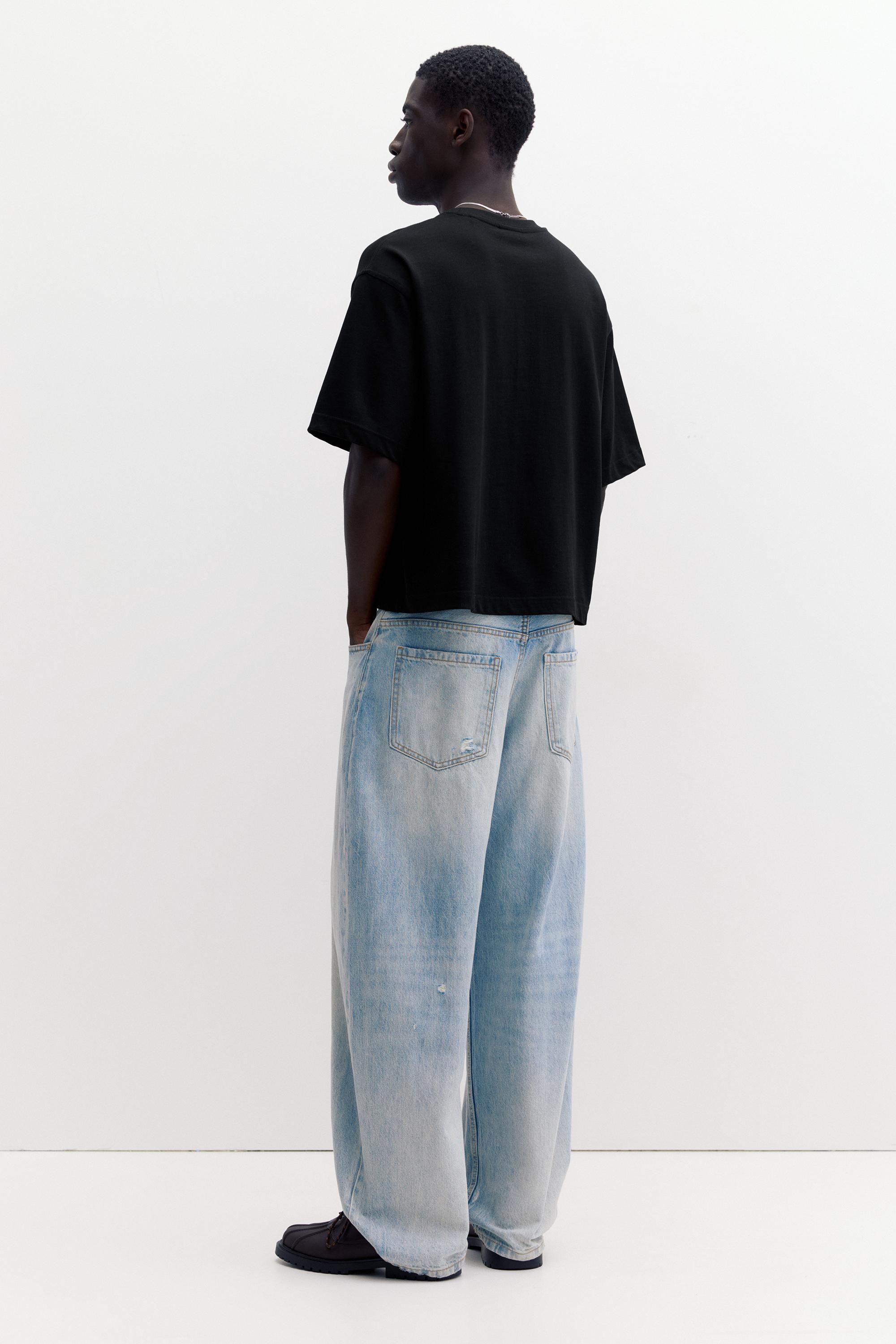Cropped short sleeve T-shirt — Black