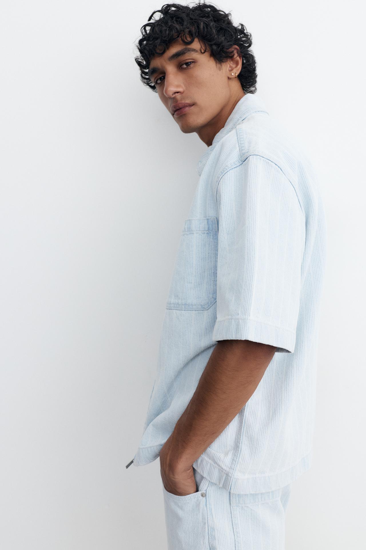 Zip-up denim shirt — Pale blue