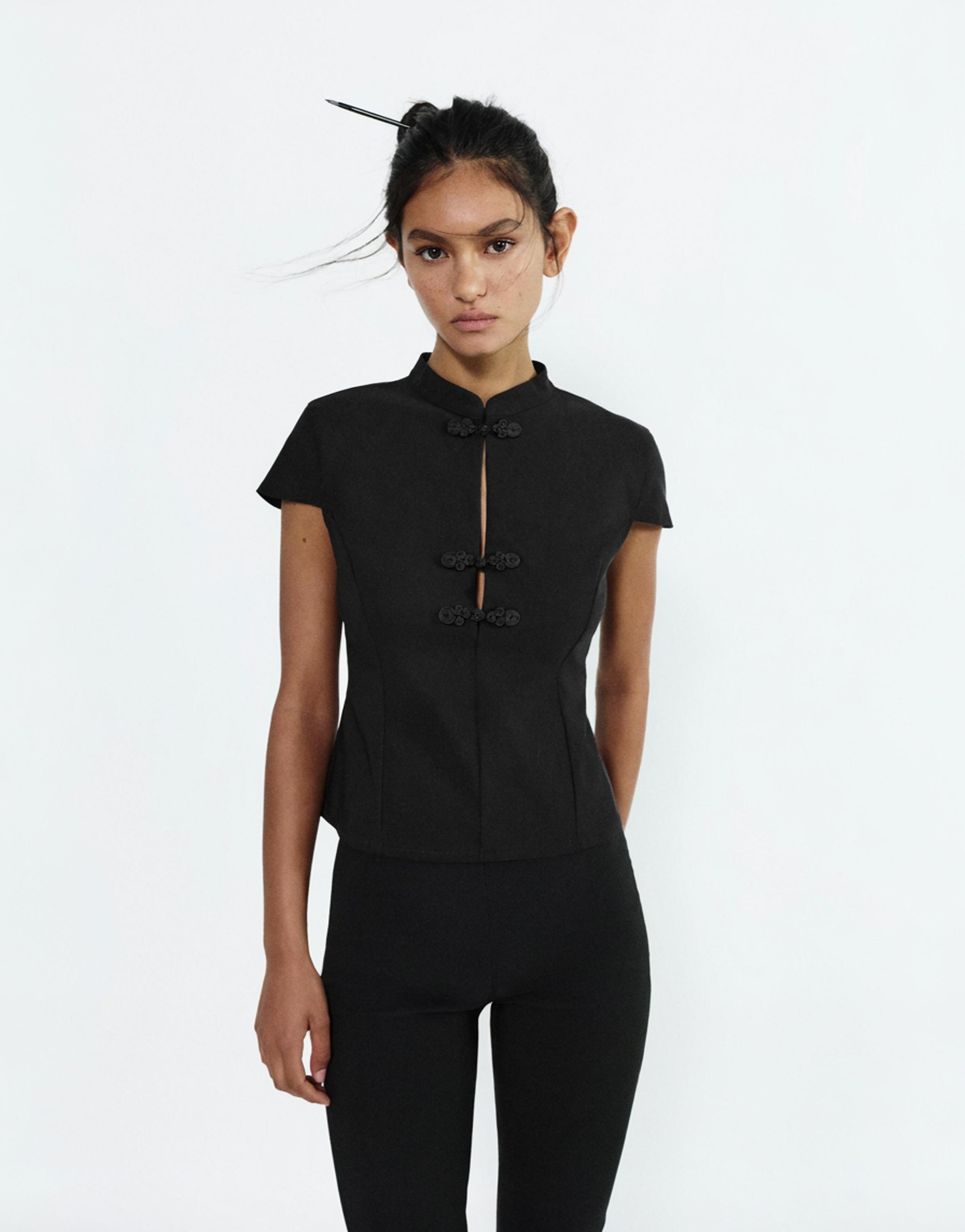 Knot detail top — Black