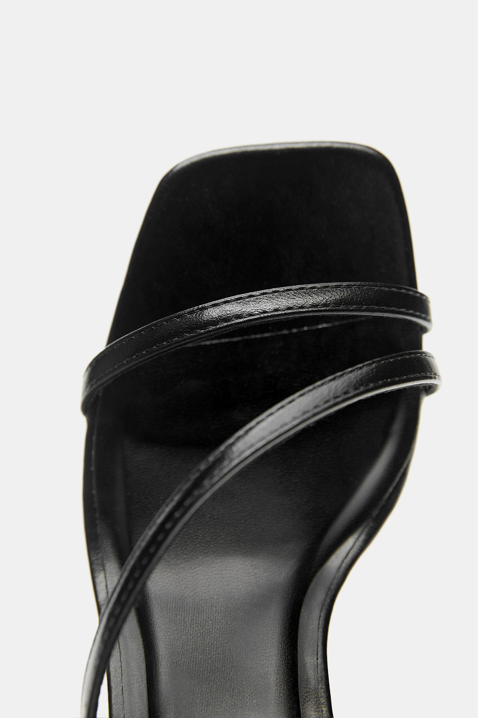 Wedge strap sandals — Black