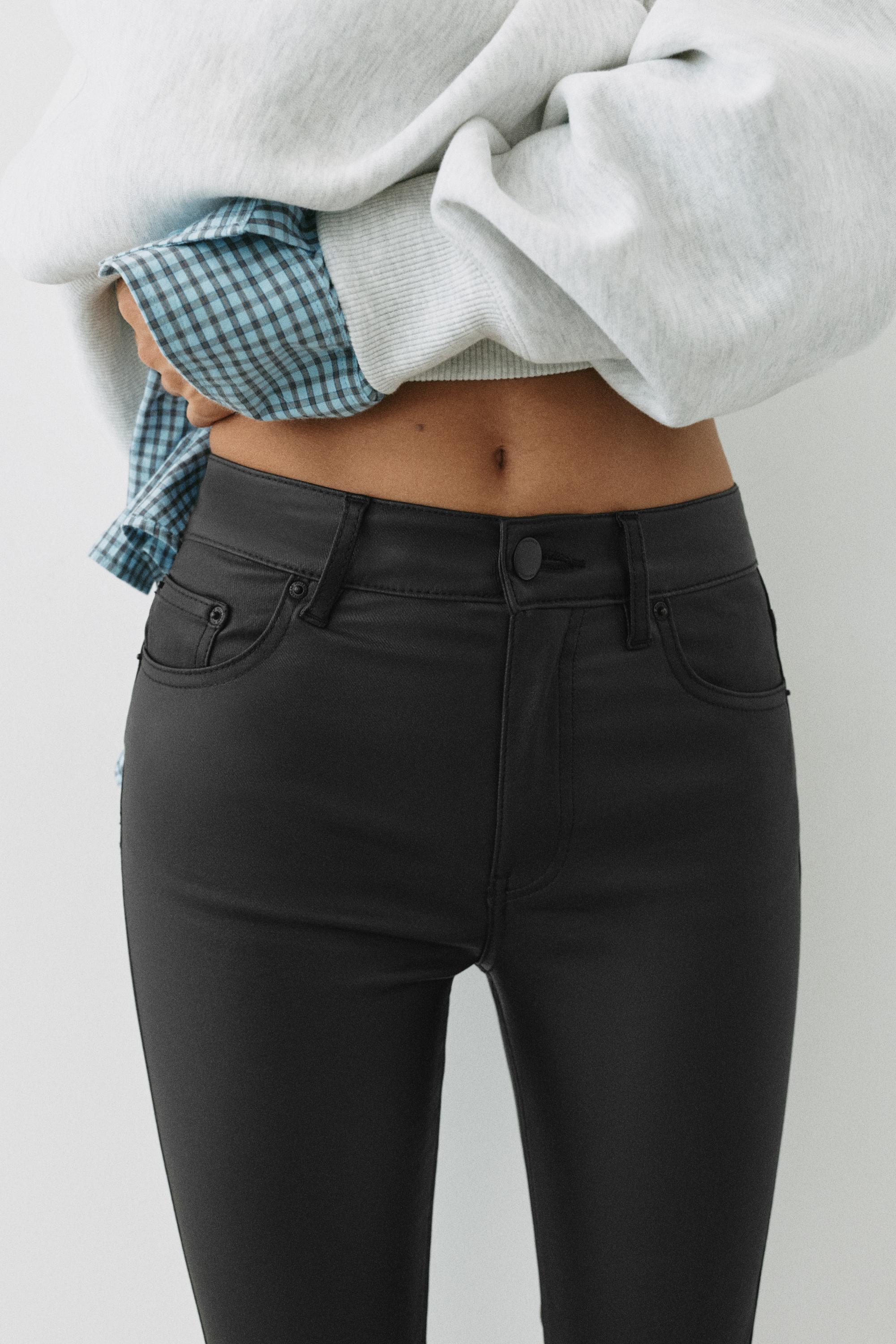 Leather effect skinny trousers — Black
