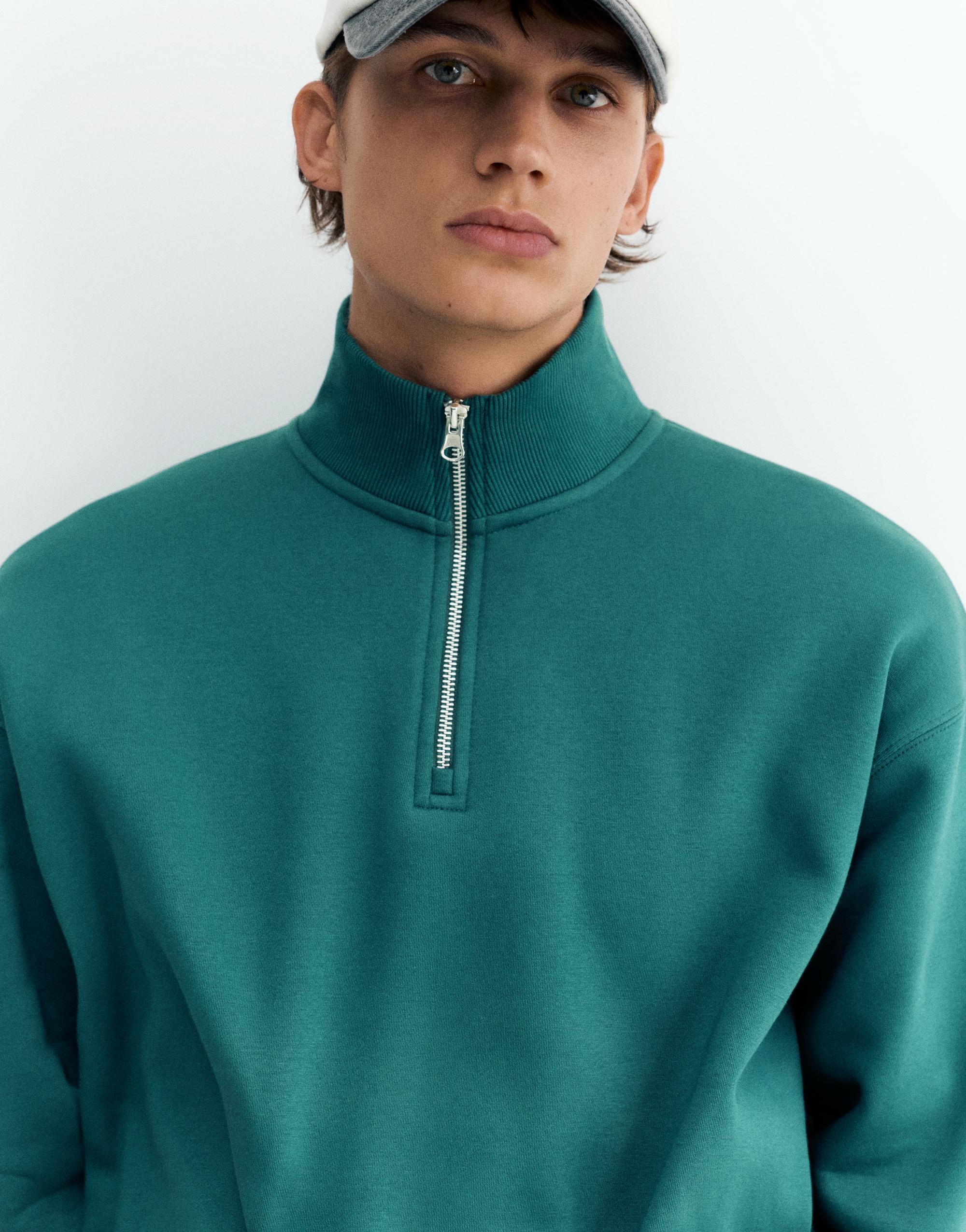 Quarter-zip sweatshirt — Bottle