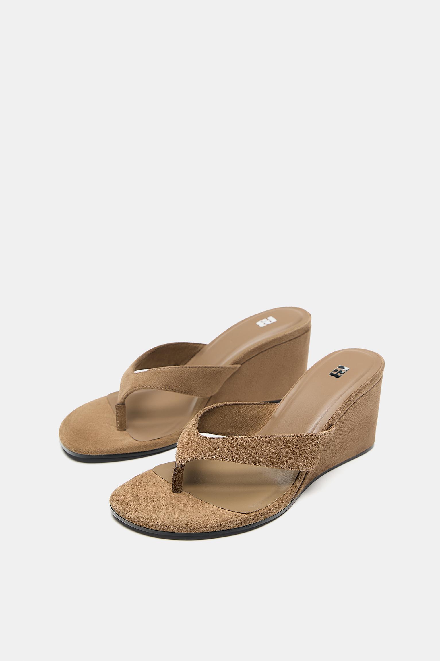 Wedge sandals — Sand