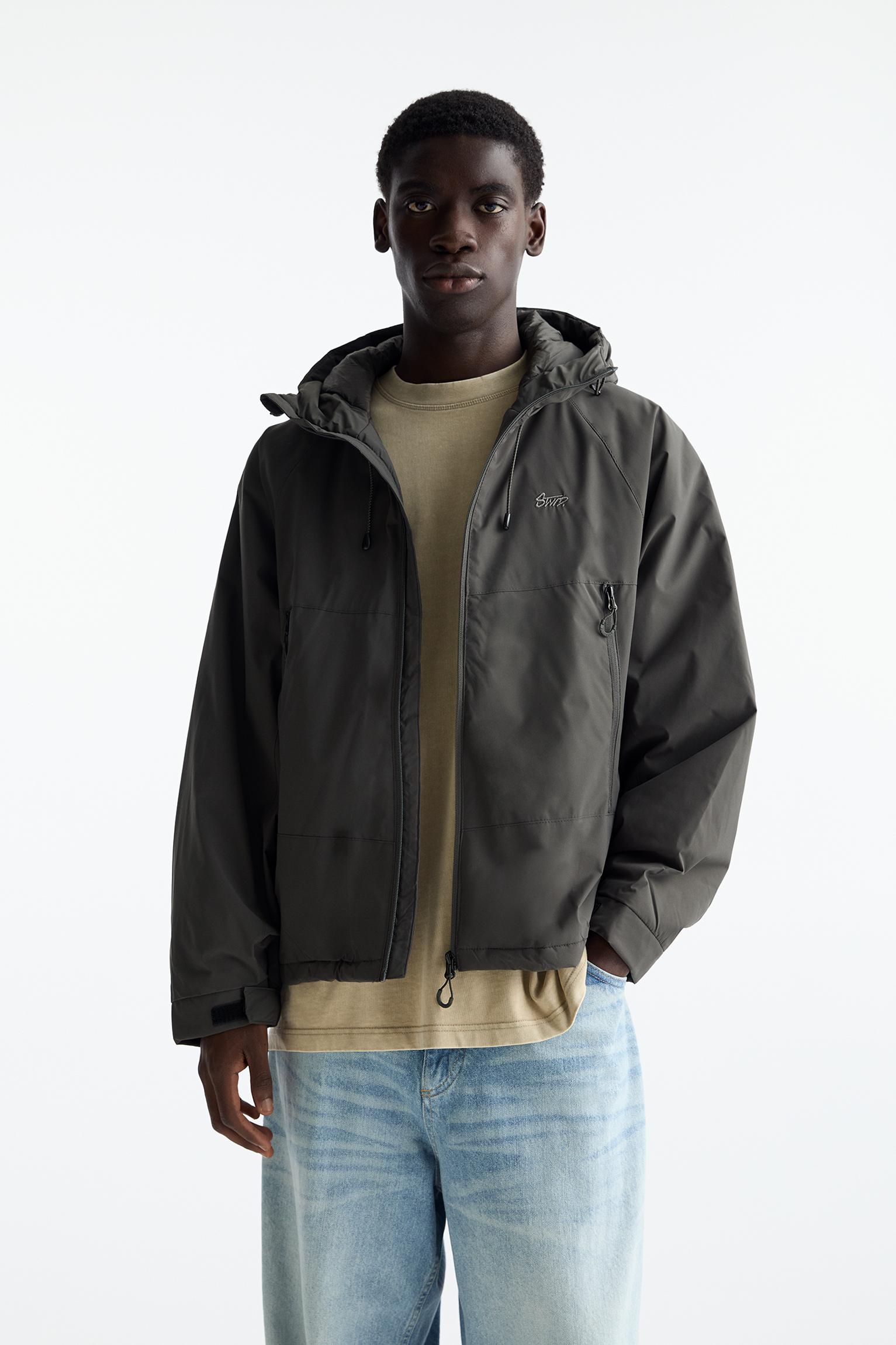 Chaquetón deals pull and bear hombre