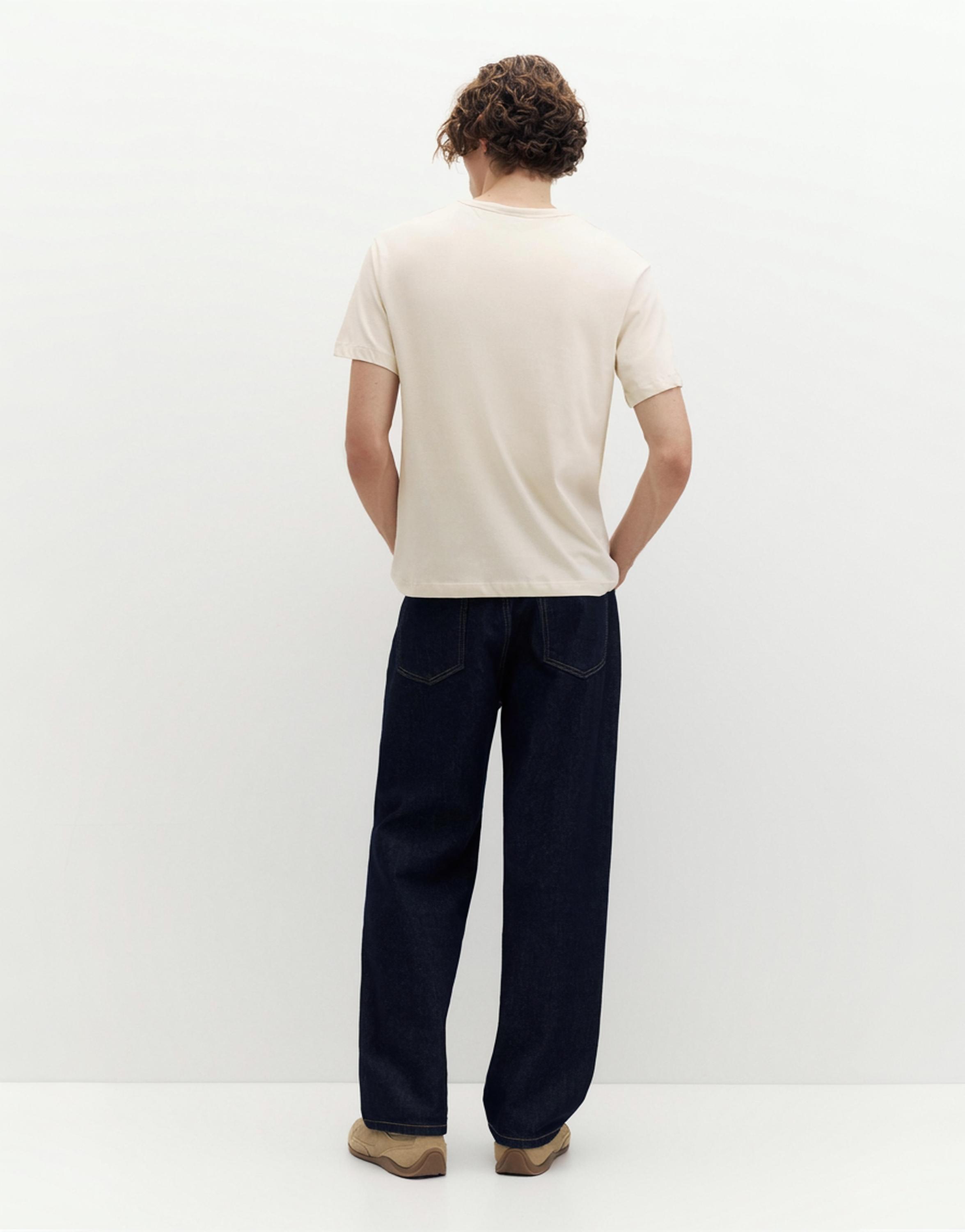Slim fit basic T-shirt — Butter