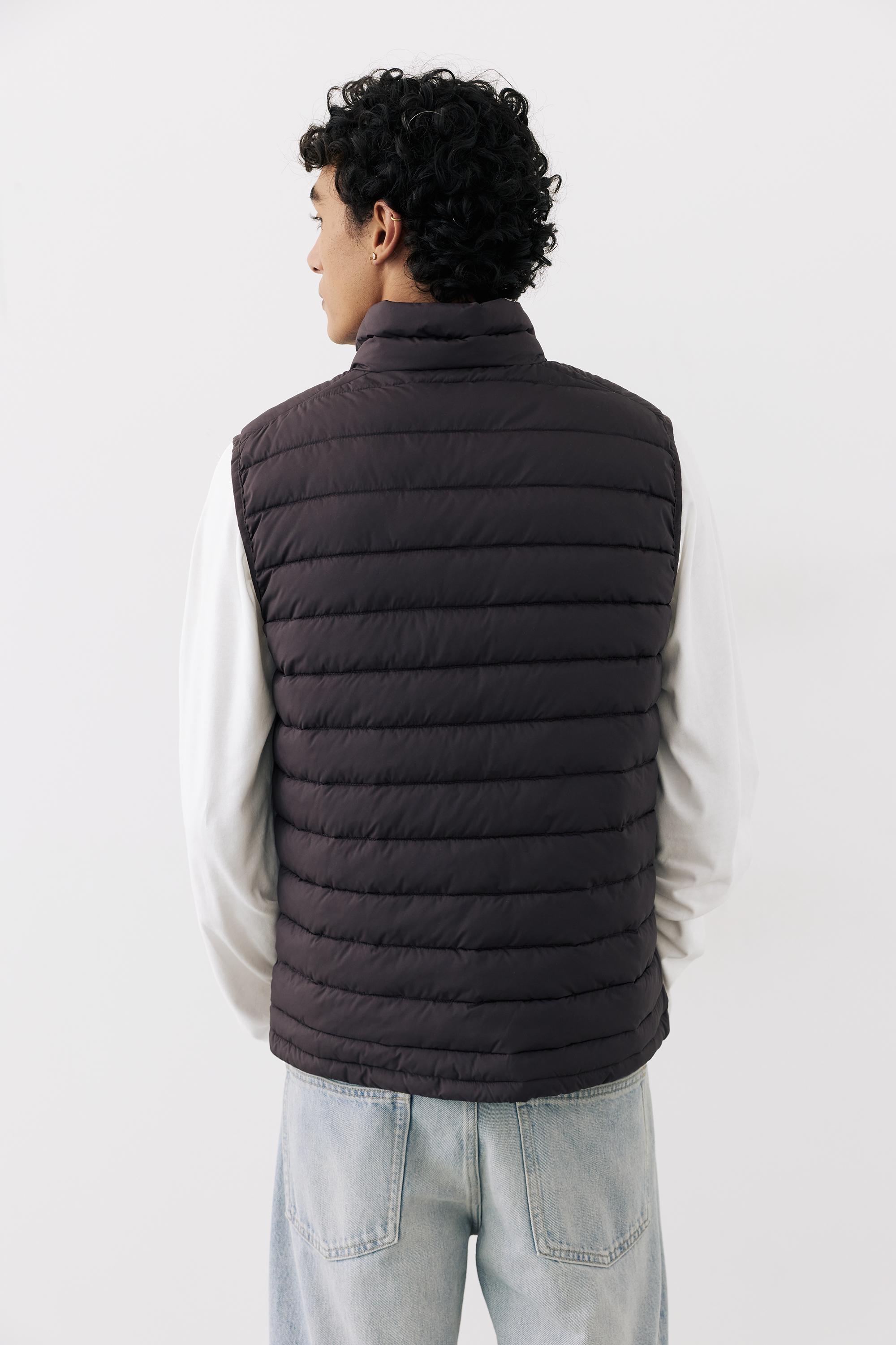 Quilted gilet — Dark brown