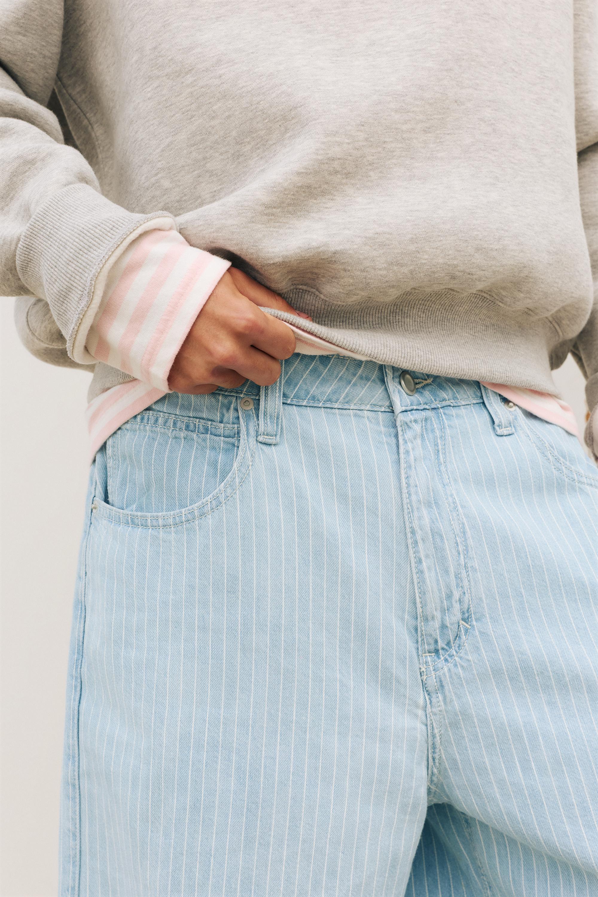 Relaxed fit striped denim Bermuda shorts — Pale indigo