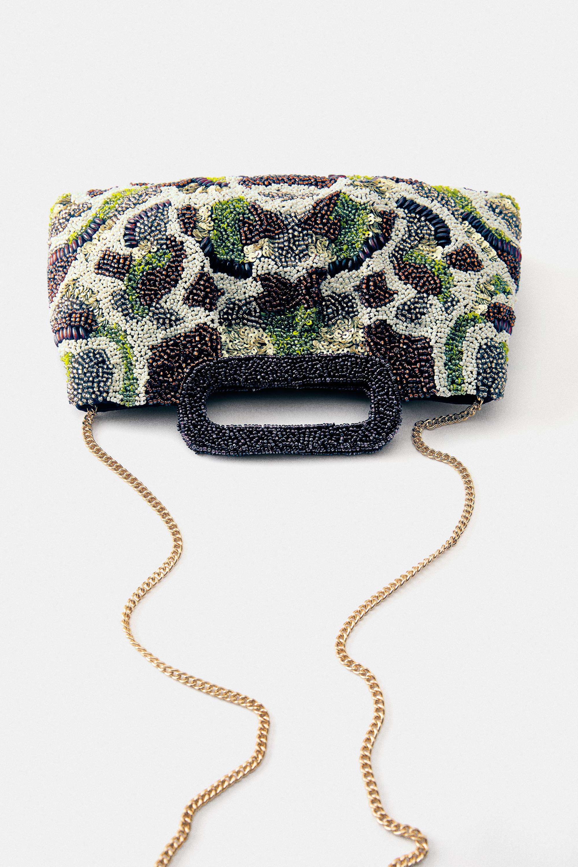 Beaded clutch bag — Brown