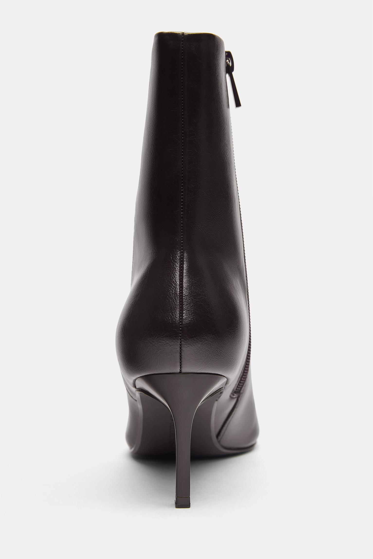 Stiletto heel ankle boots — Brown