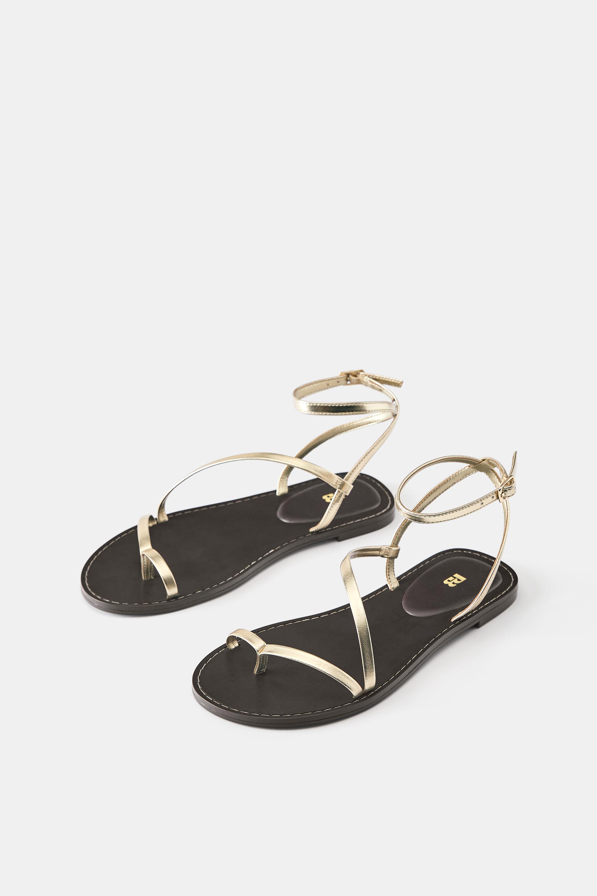 Gold flat sandals — Gold