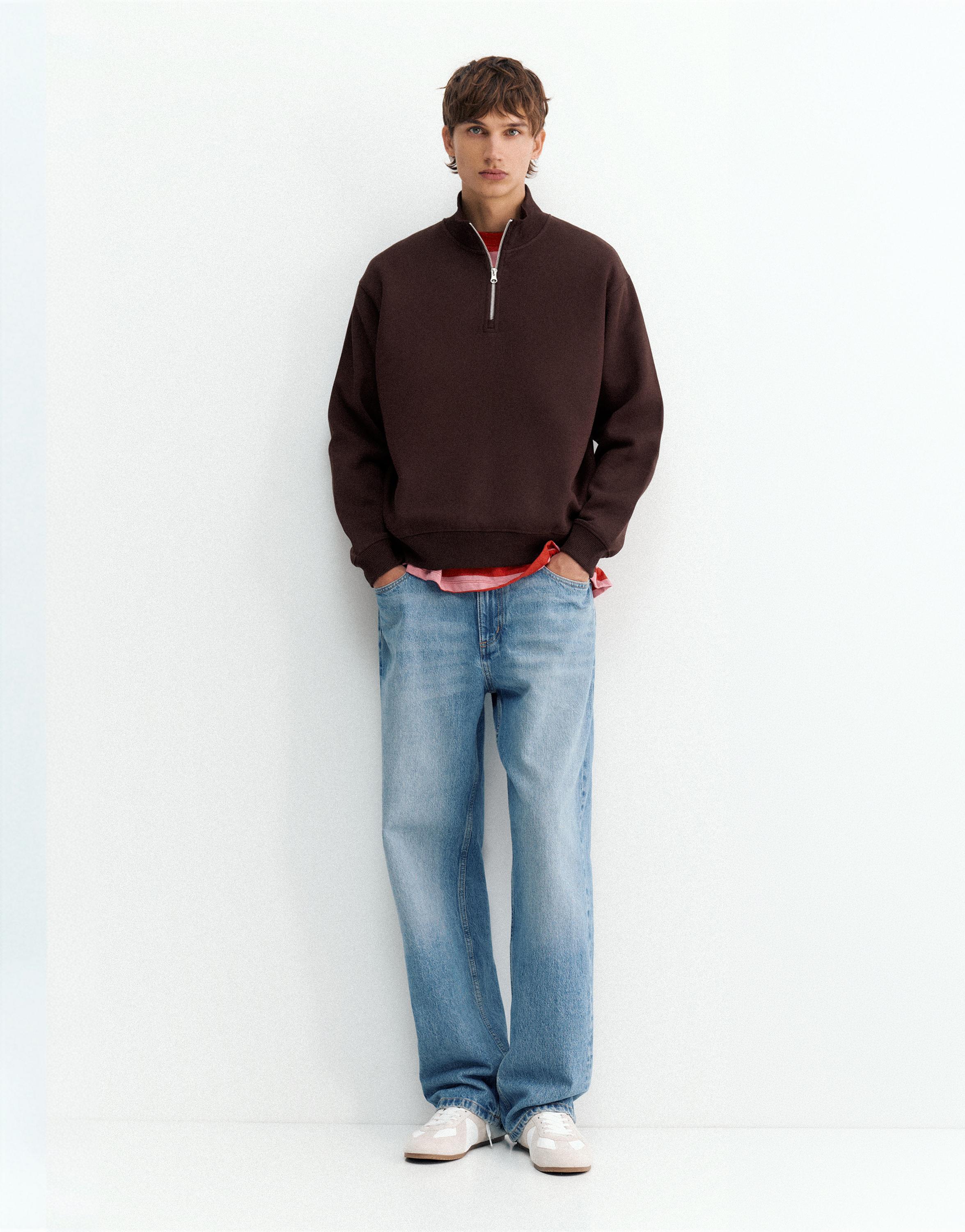 Quarter-zip sweatshirt — Brown