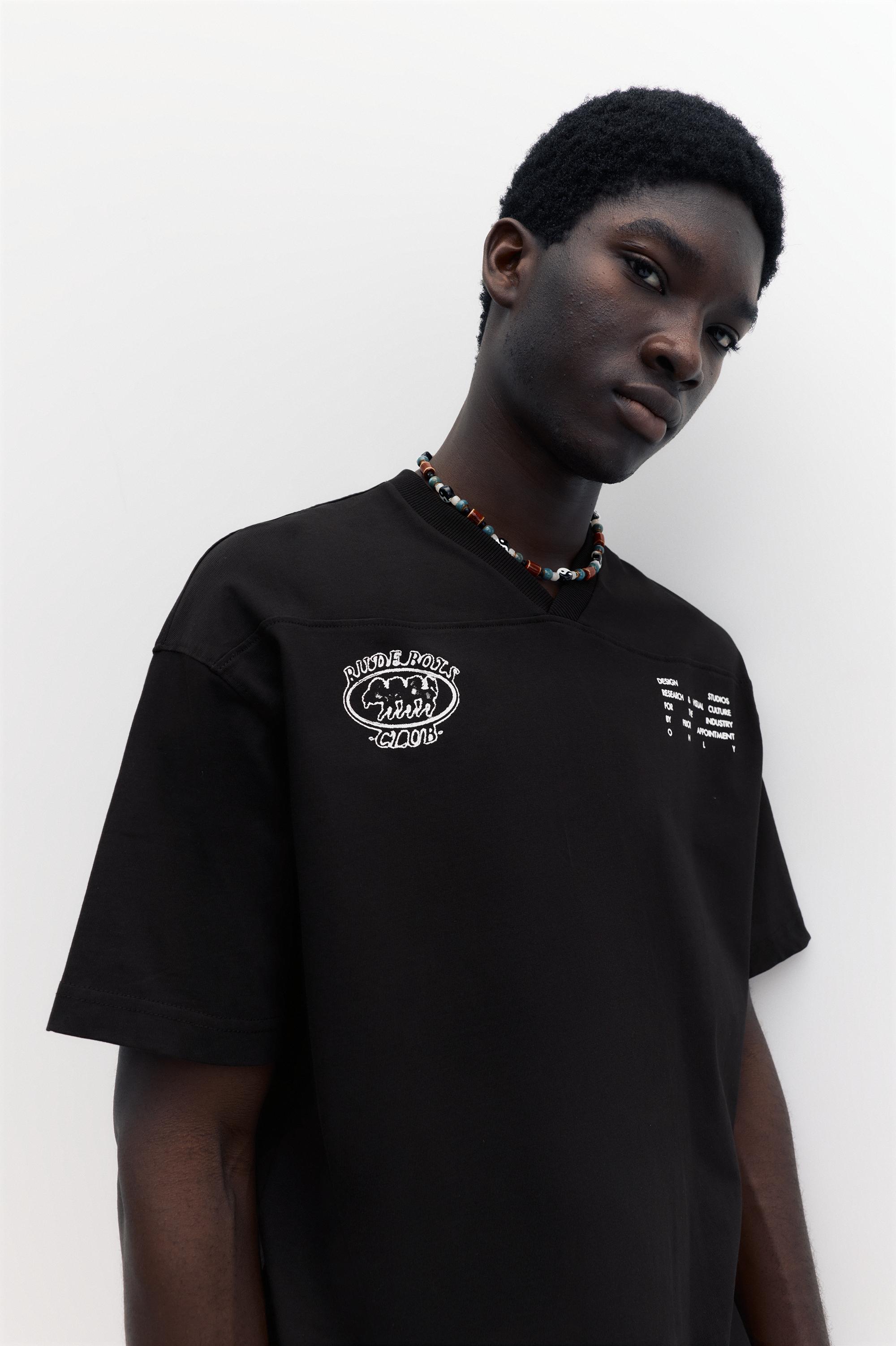 STWD V-neck T-shirt — Black