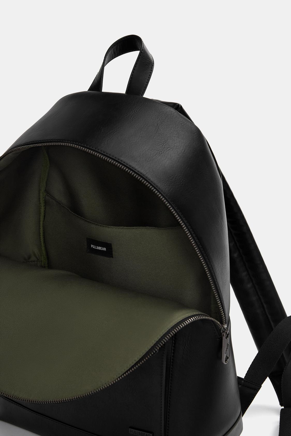 Rucksack mit Überschlag - PULL&BEAR
