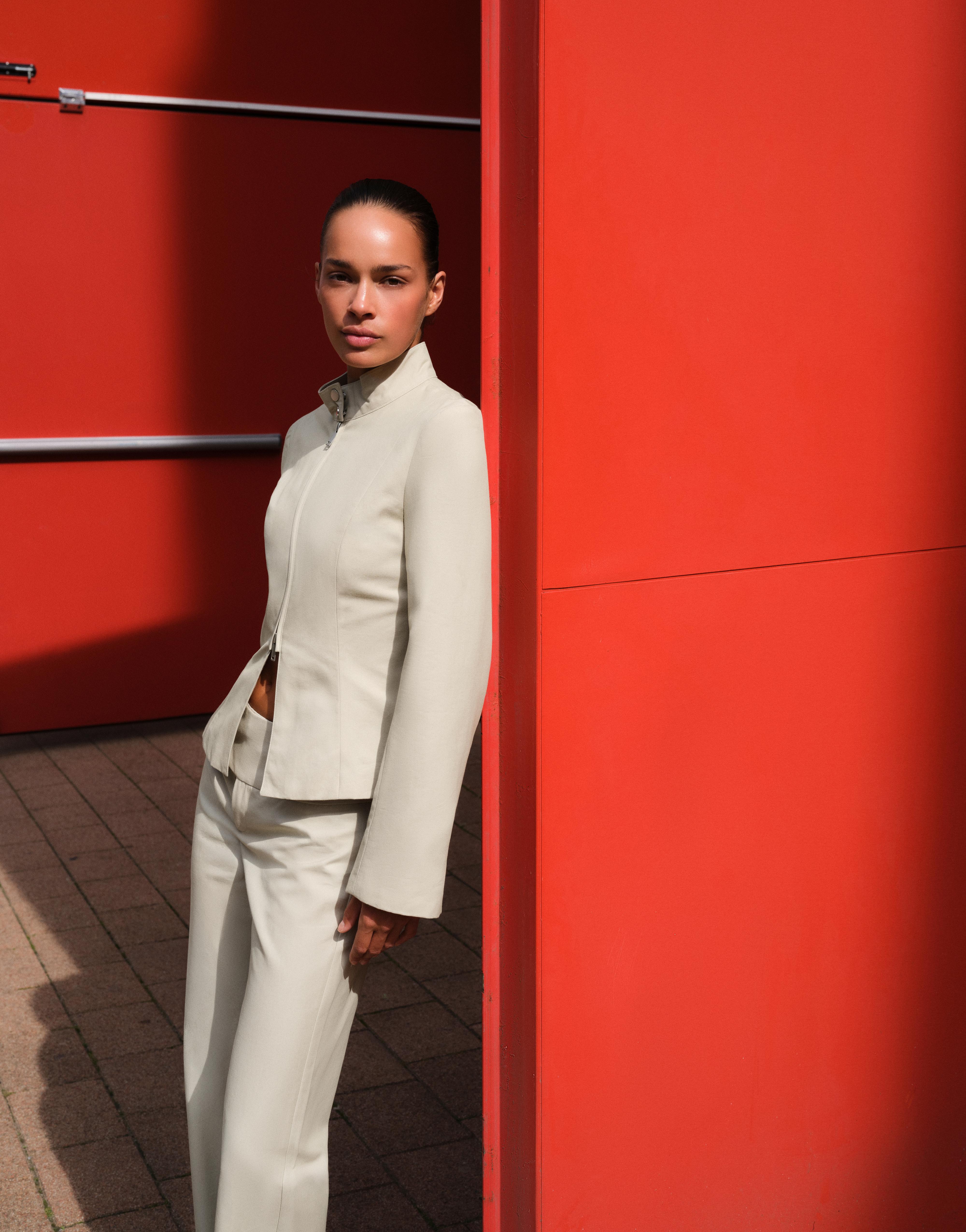 Fitted high neck jacket — Sand