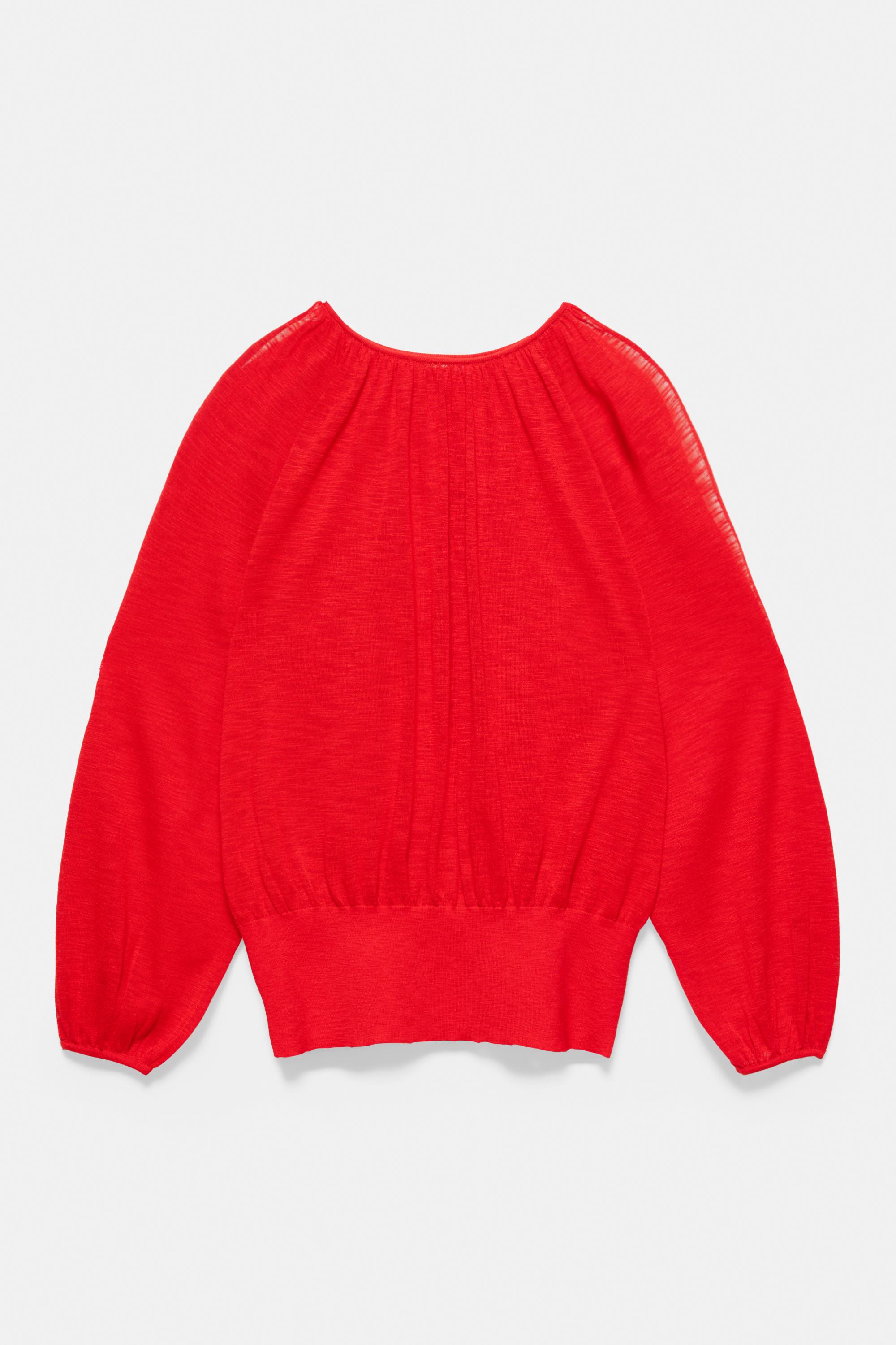 Fine knit cut-out top — Red
