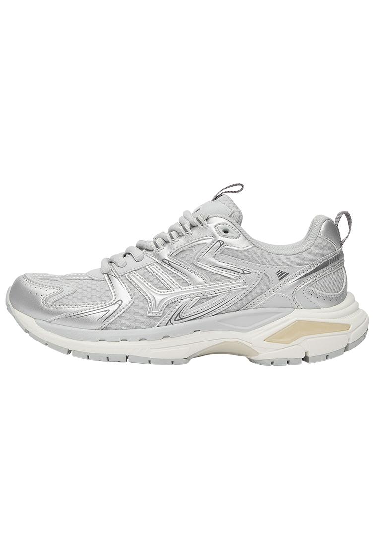 Often 02 trainers — Silver