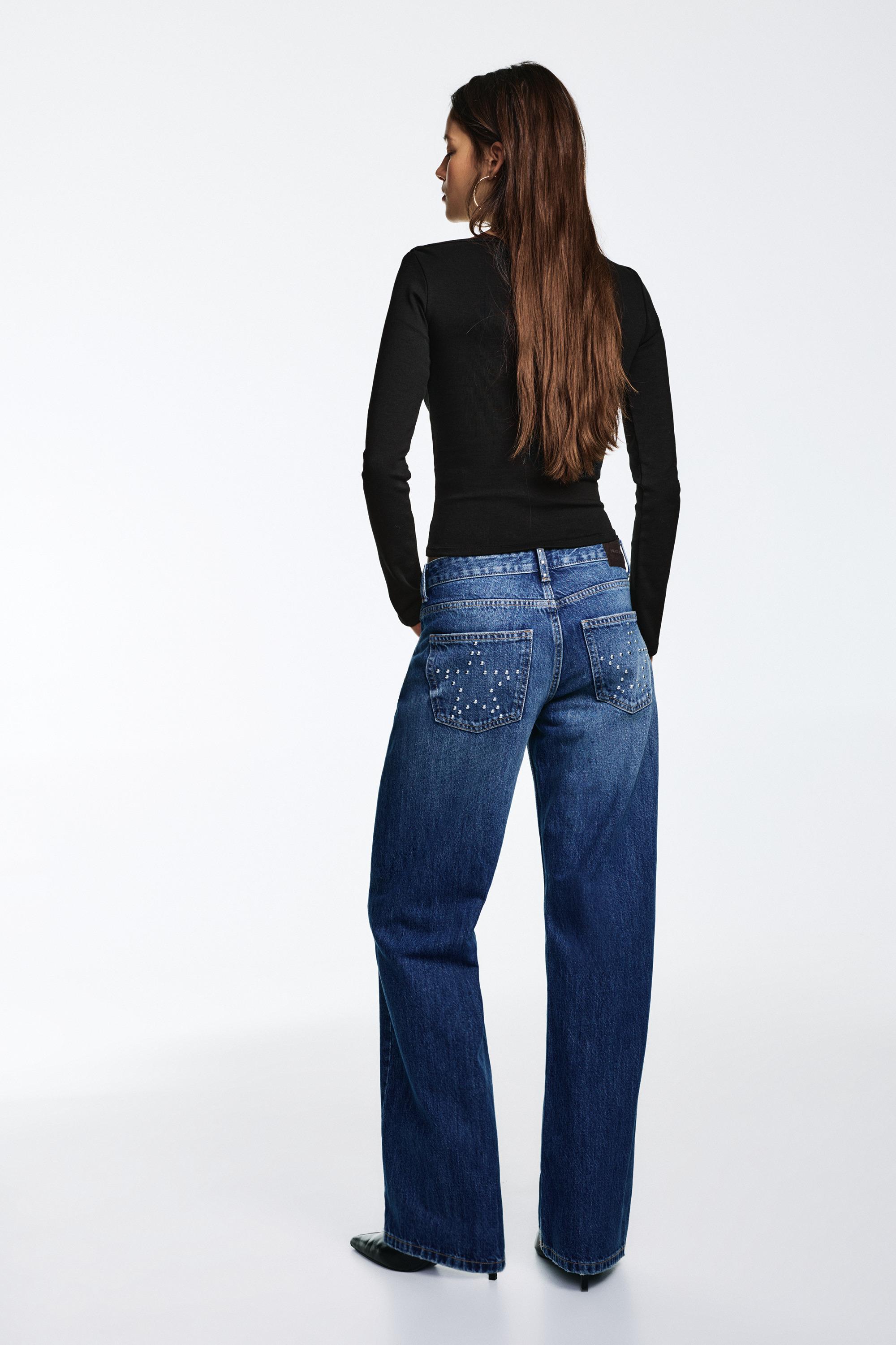 Uzun kollu geniş yaka t-shirt - Görsel 28