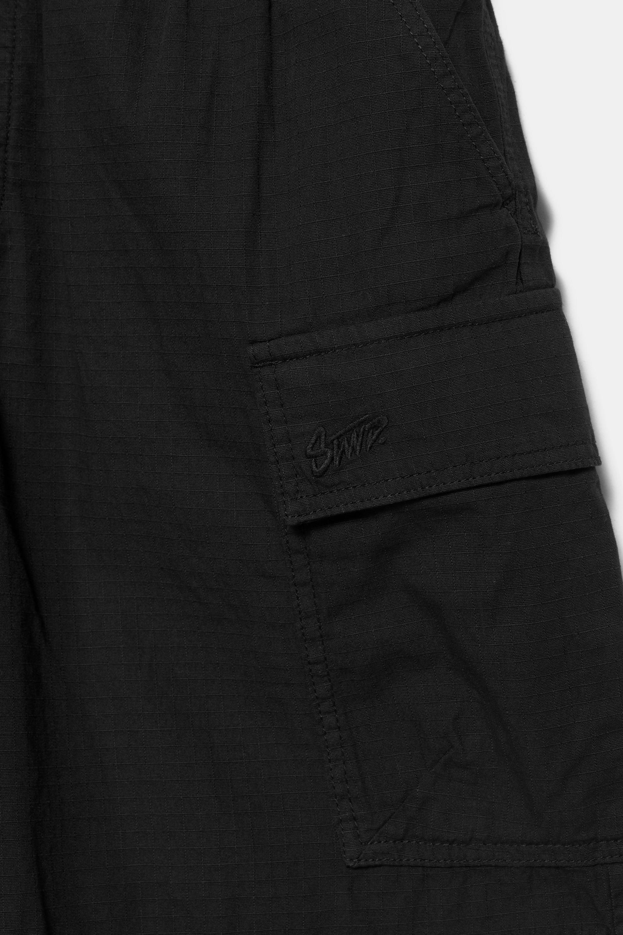 Ripstop cargo Bermuda shorts — Black (alternate view)
