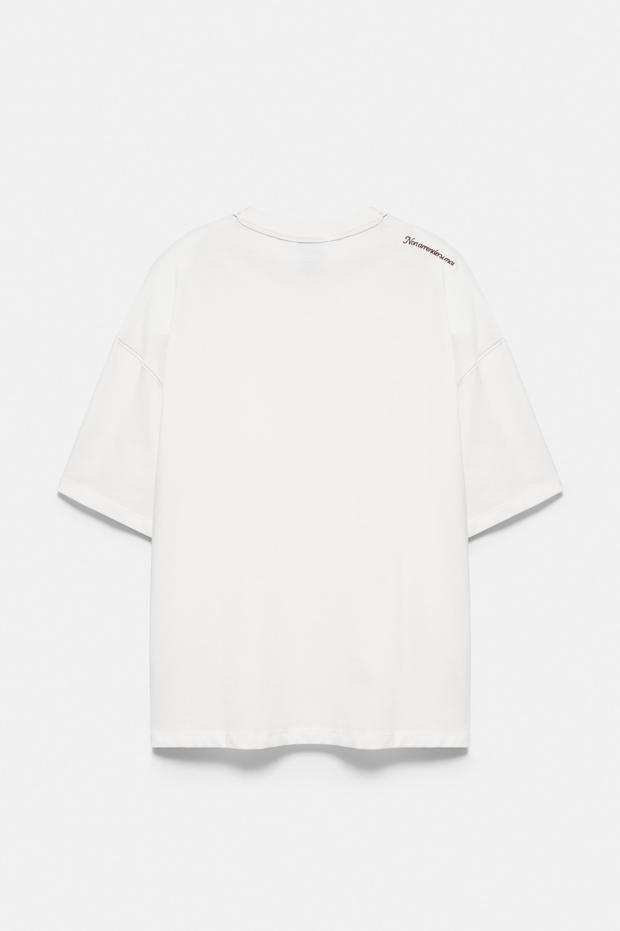Boxy T-shirt with pocket — Off white