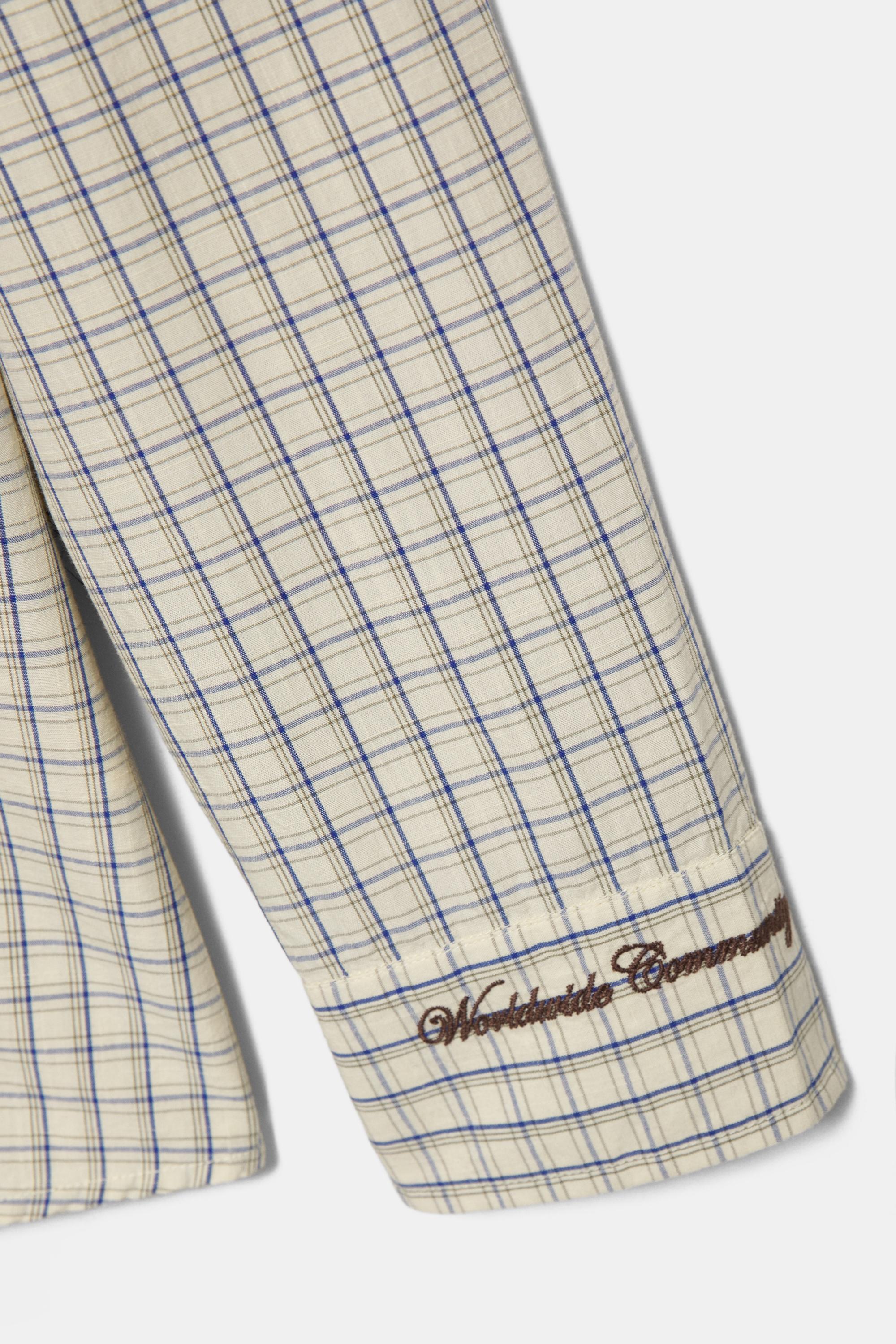 Nakışlı manşetli kareli gömlek