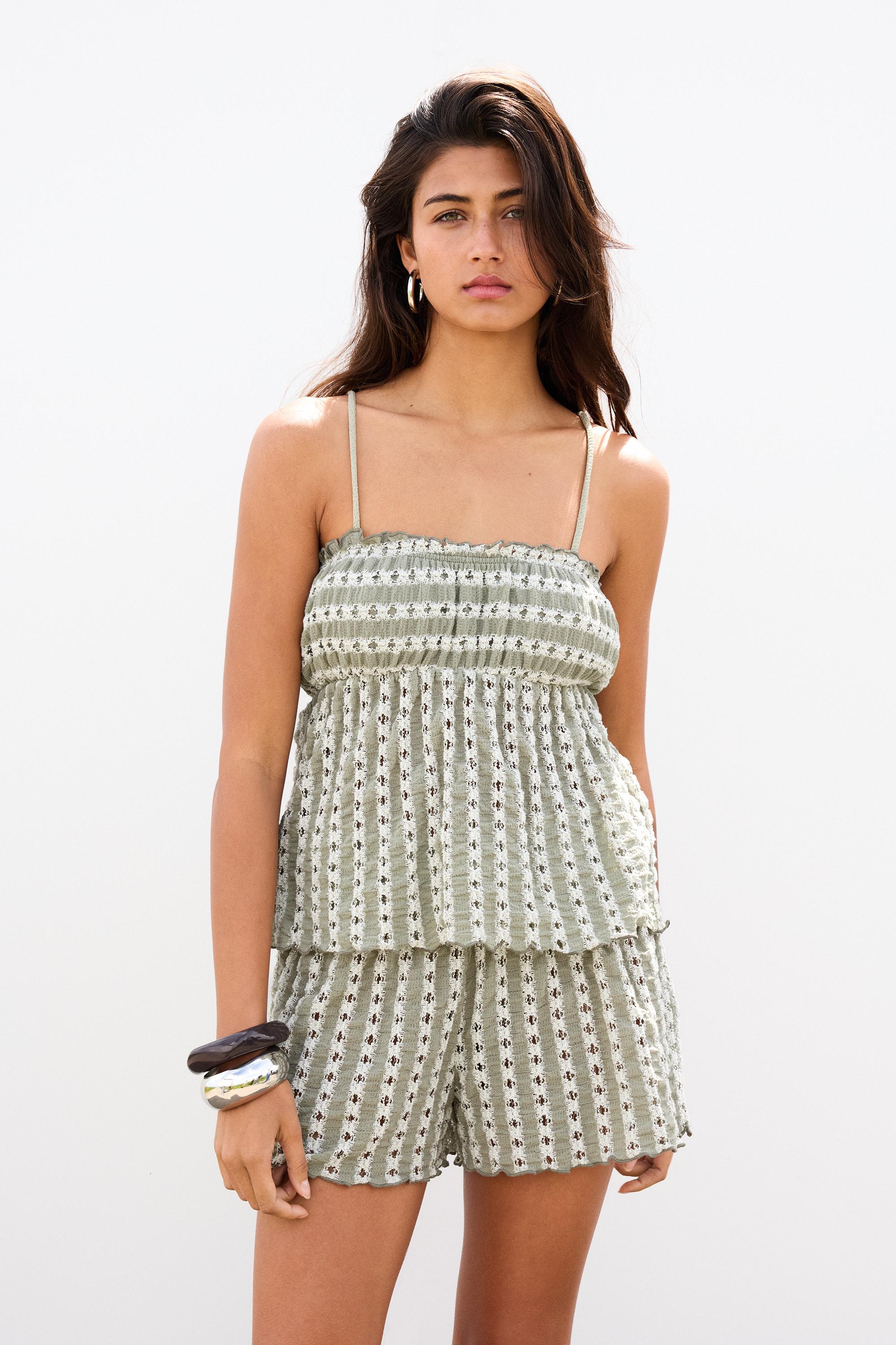 Top Lockeres Strickmuster Mit Schleifen