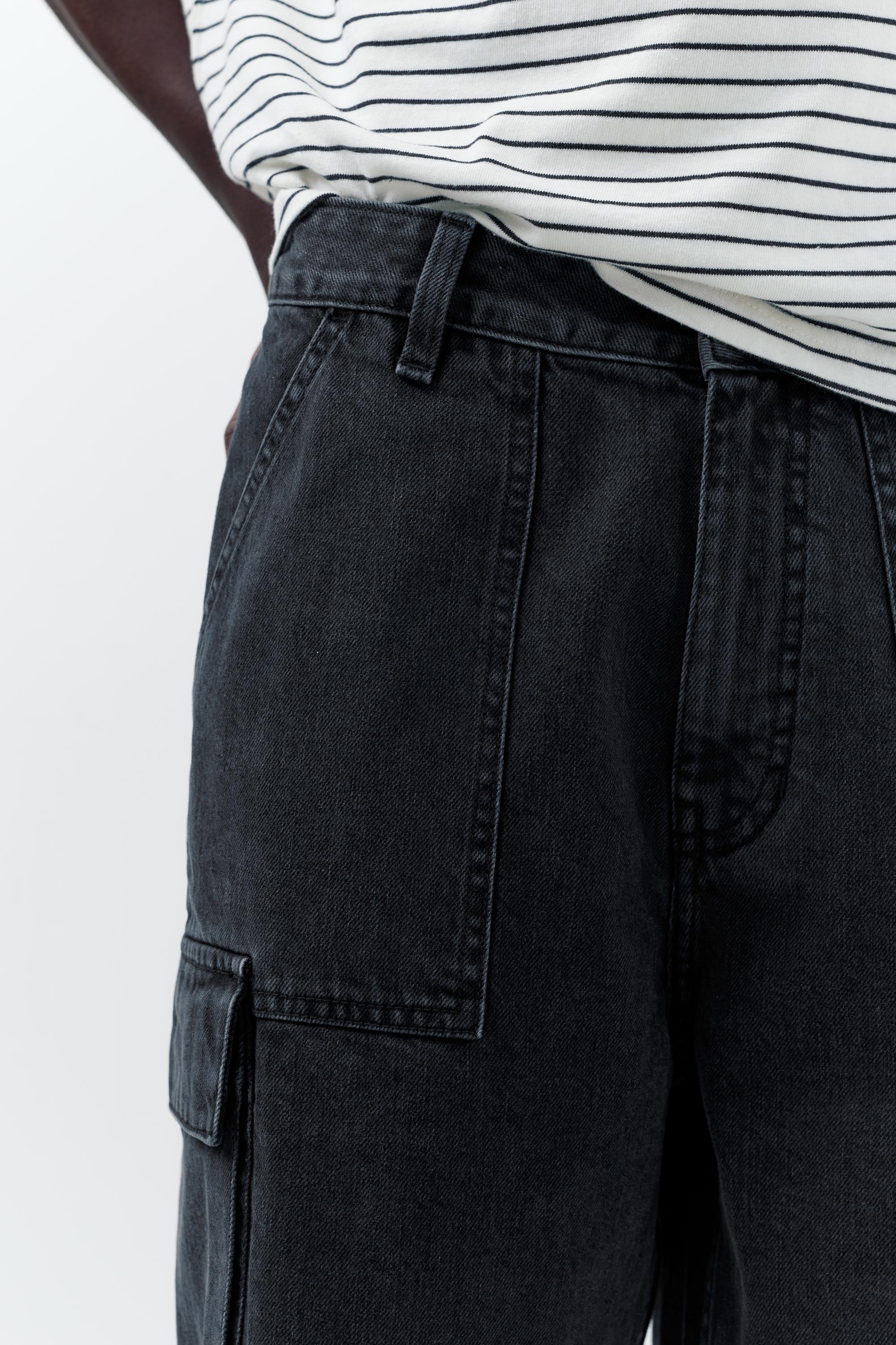 Baggy cargo Bermuda shorts — Faded black