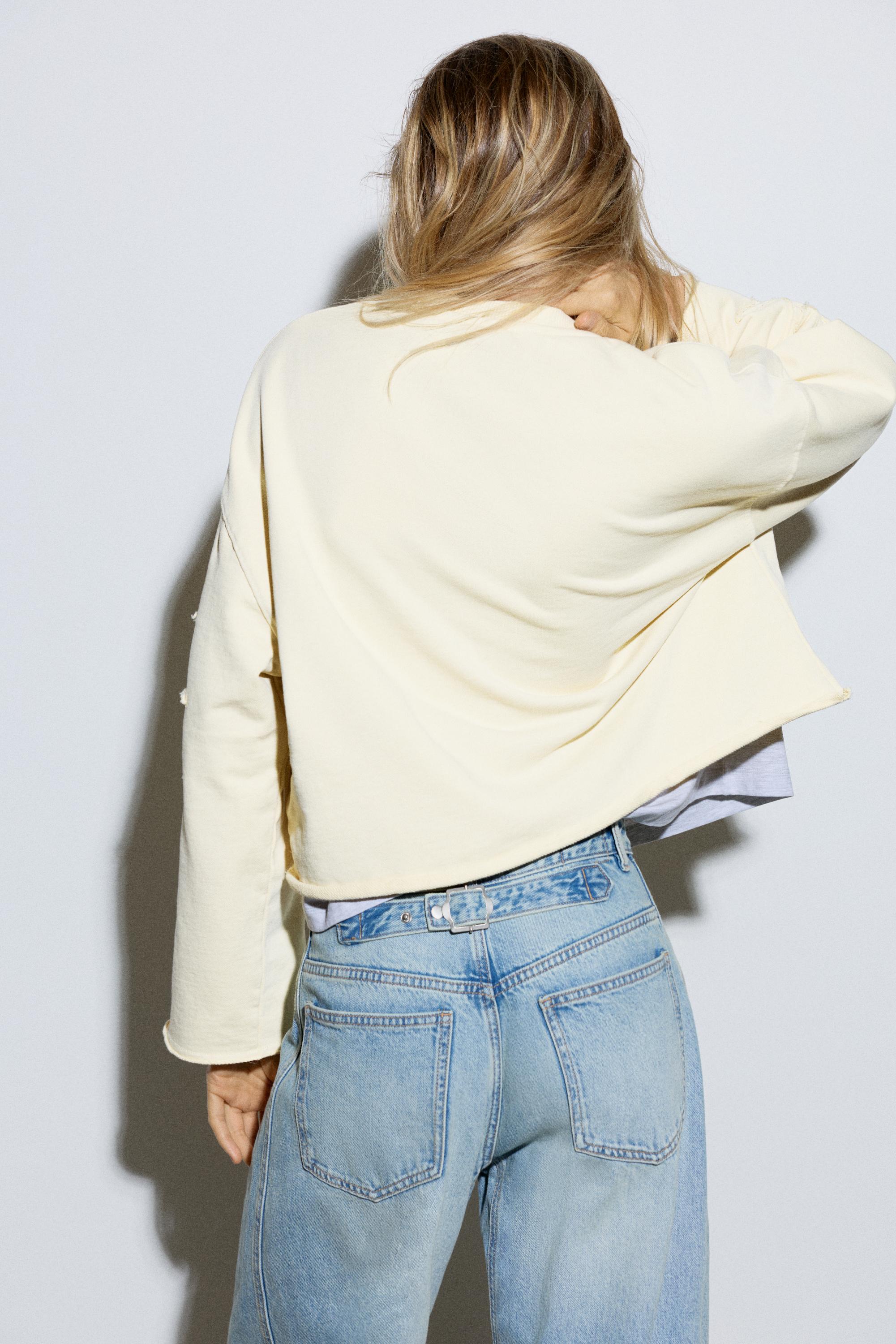 Cropped star graphic sweatshirt — Yellow
