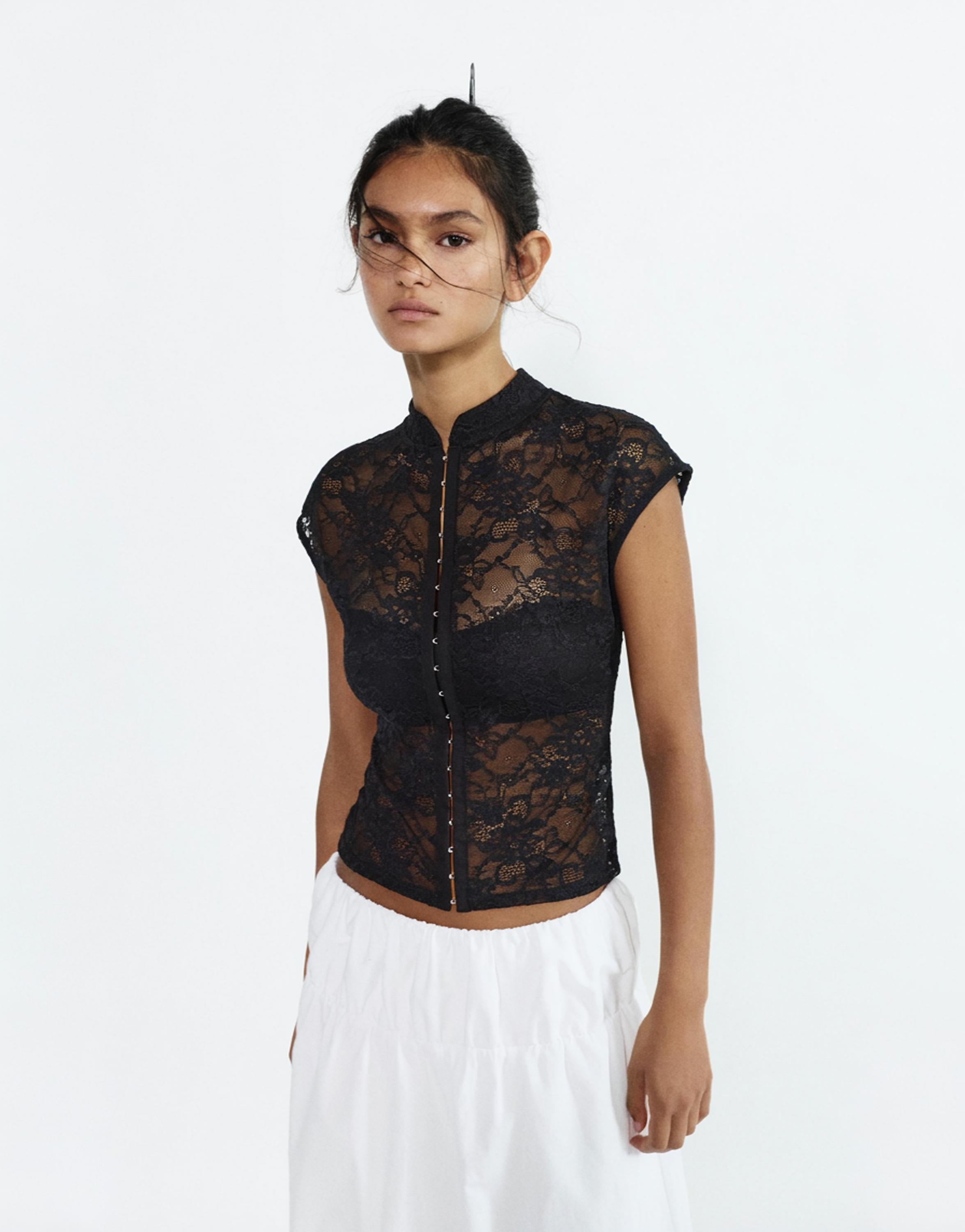 Lace stand collar top — Black