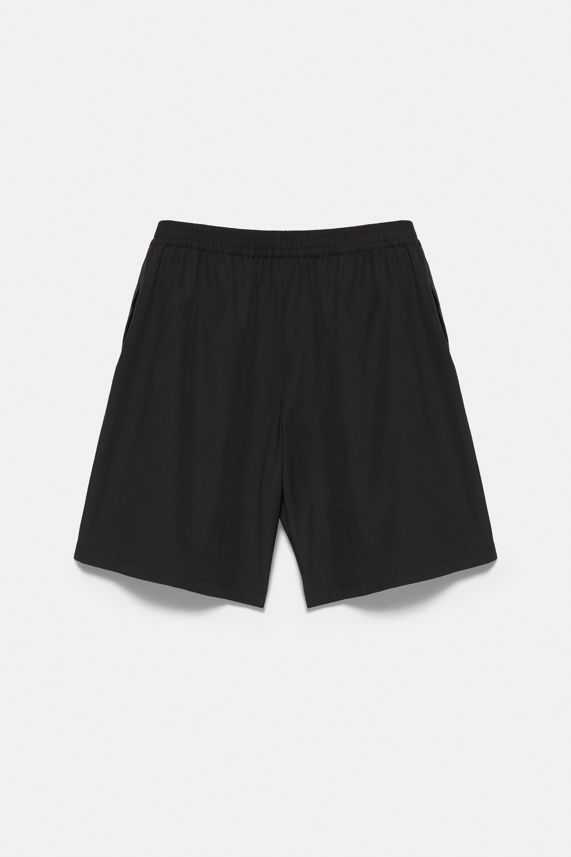 Black Bermuda shorts with elasticated waistband — Black