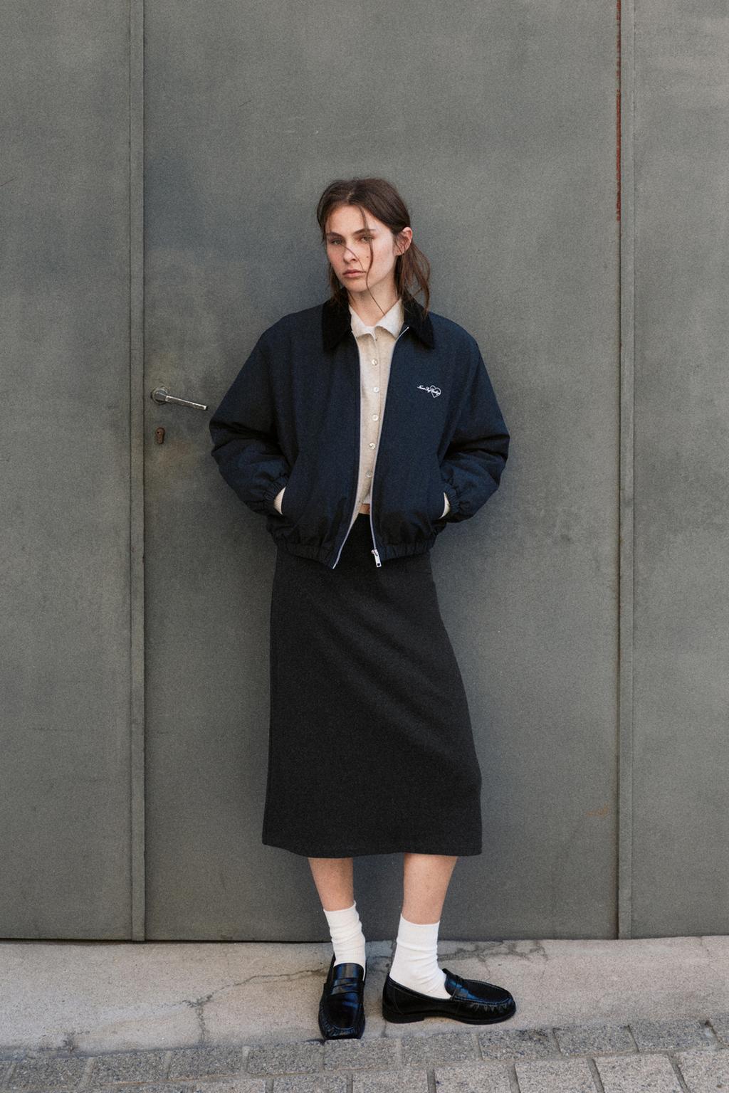 Pull&Bear Yumşaq toxunuşlu düz midi yubka
