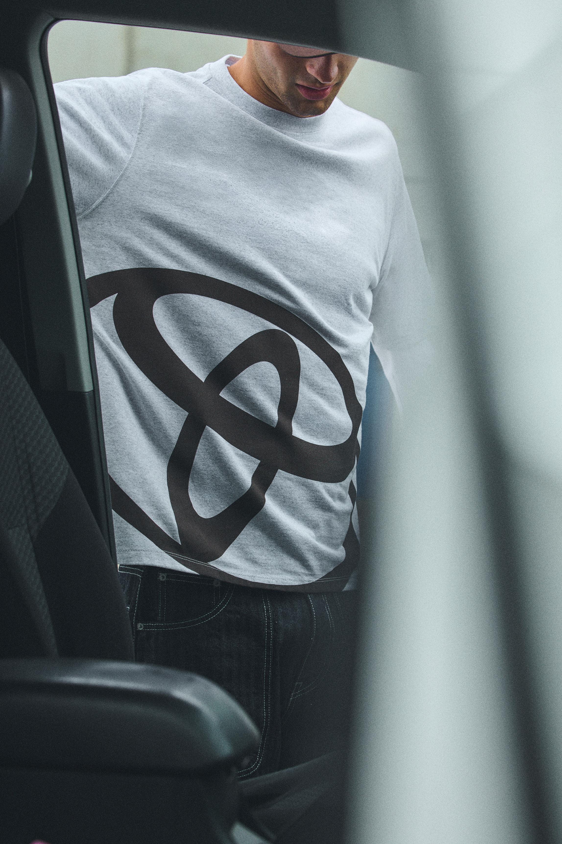 Regular fit Toyota logo T-shirt — Grey marl