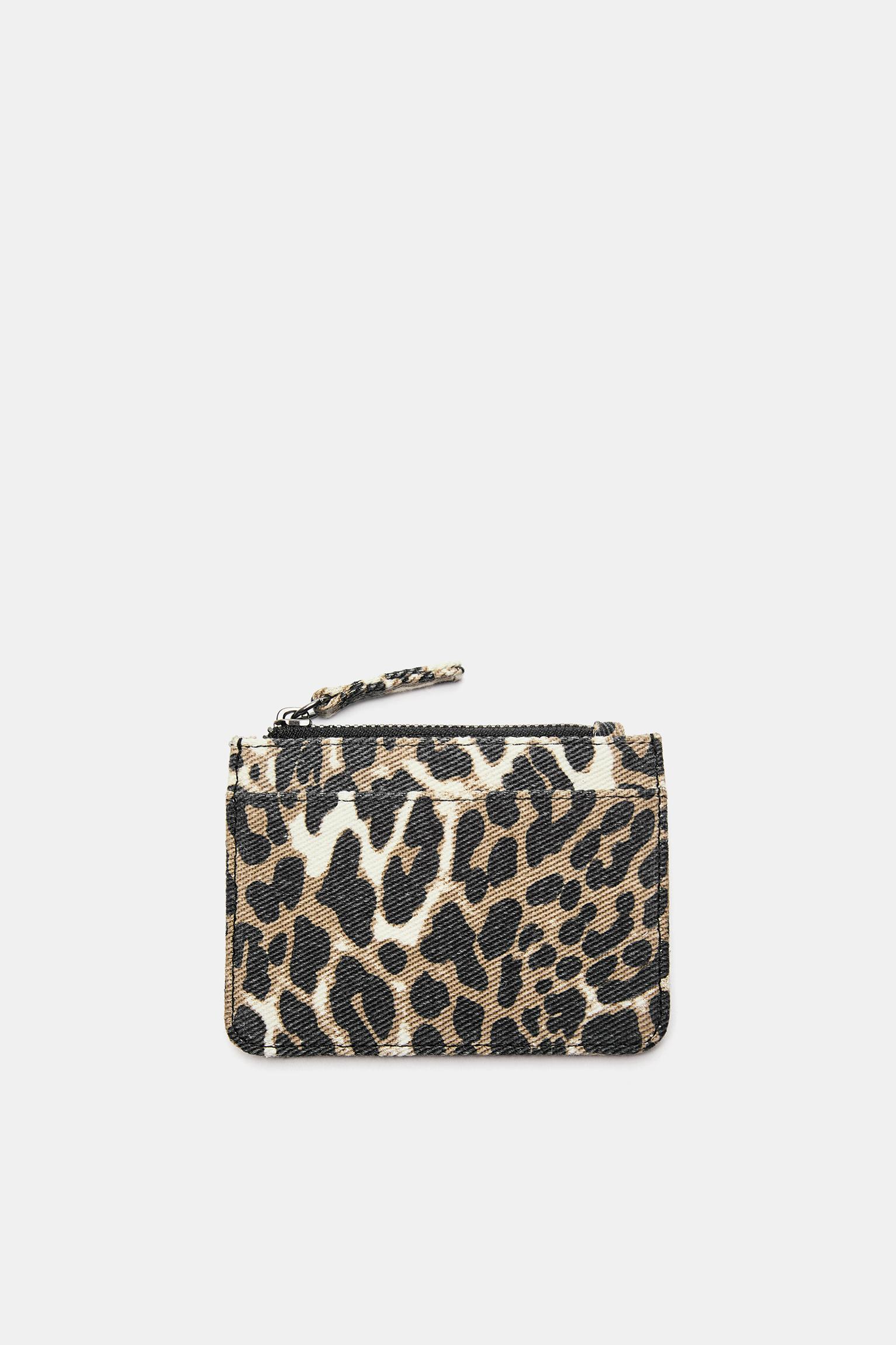 Leopard print card holder — Leopard