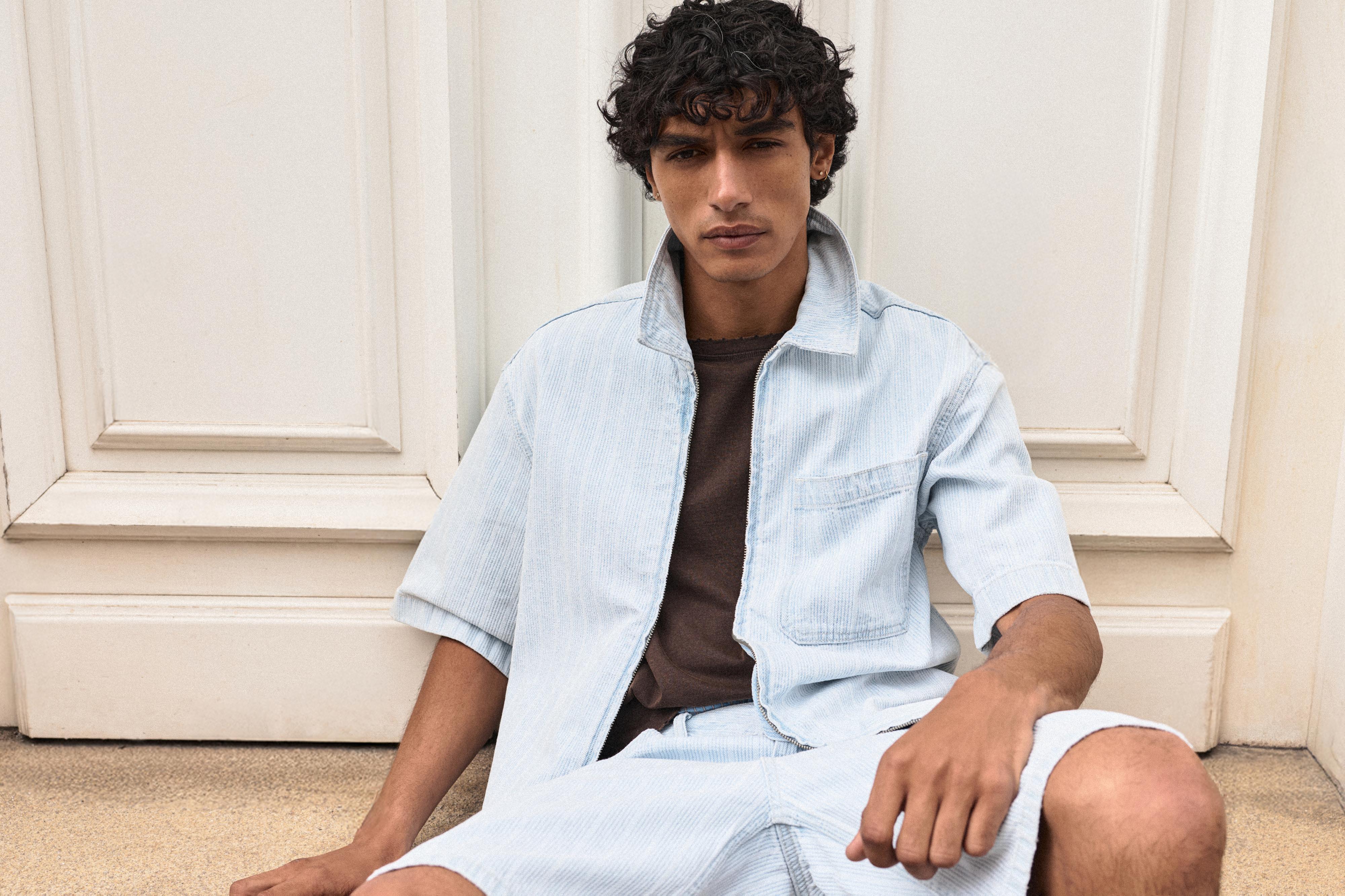 Zip-up denim shirt — Pale blue