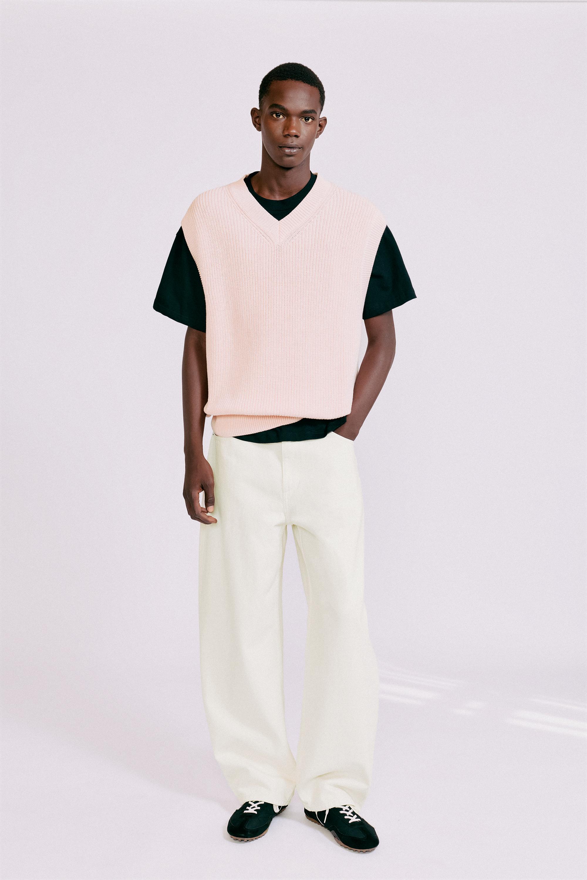 Knit vest — Pastel pink