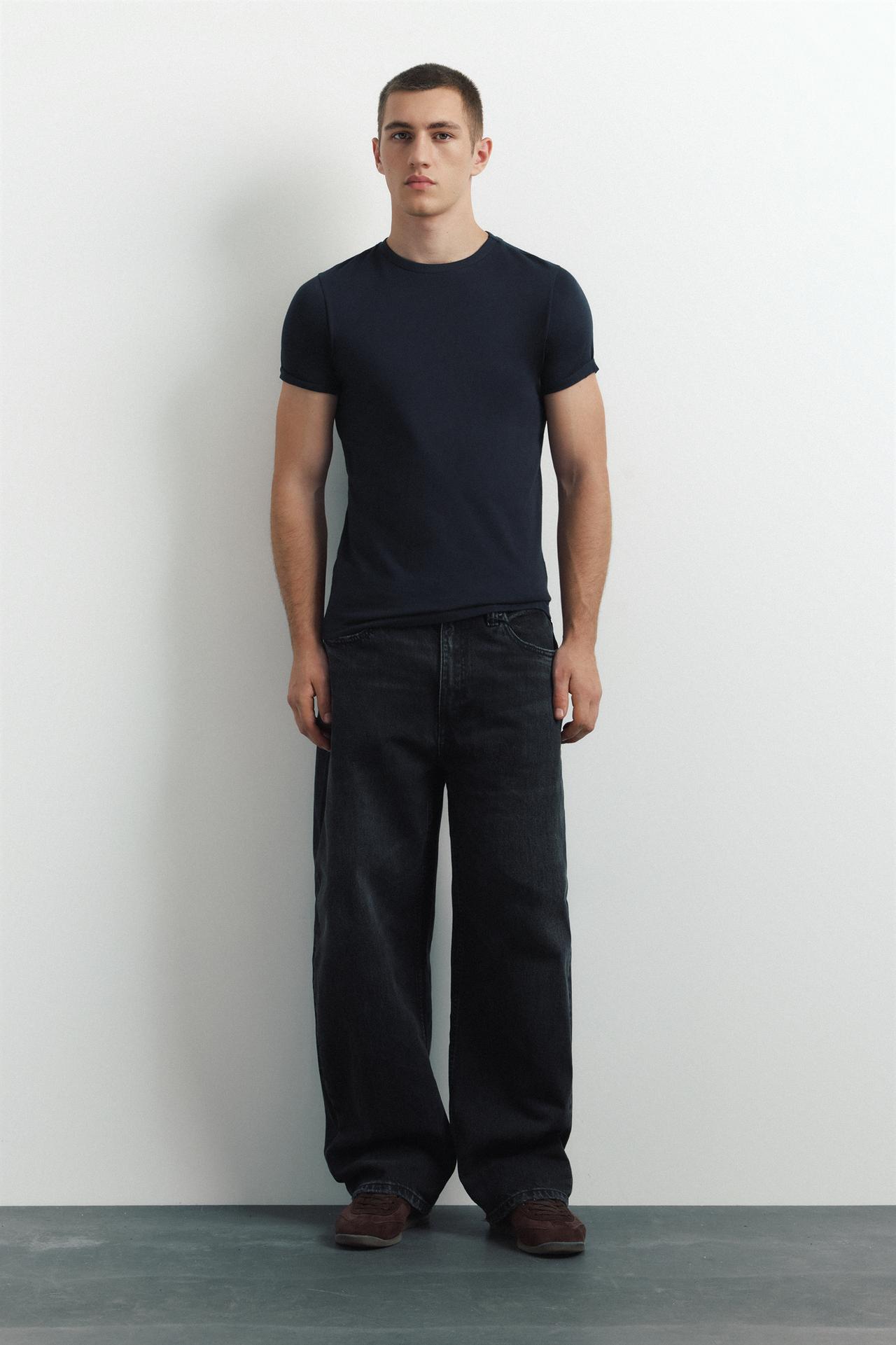 Muscle fit T-shirt — Navy