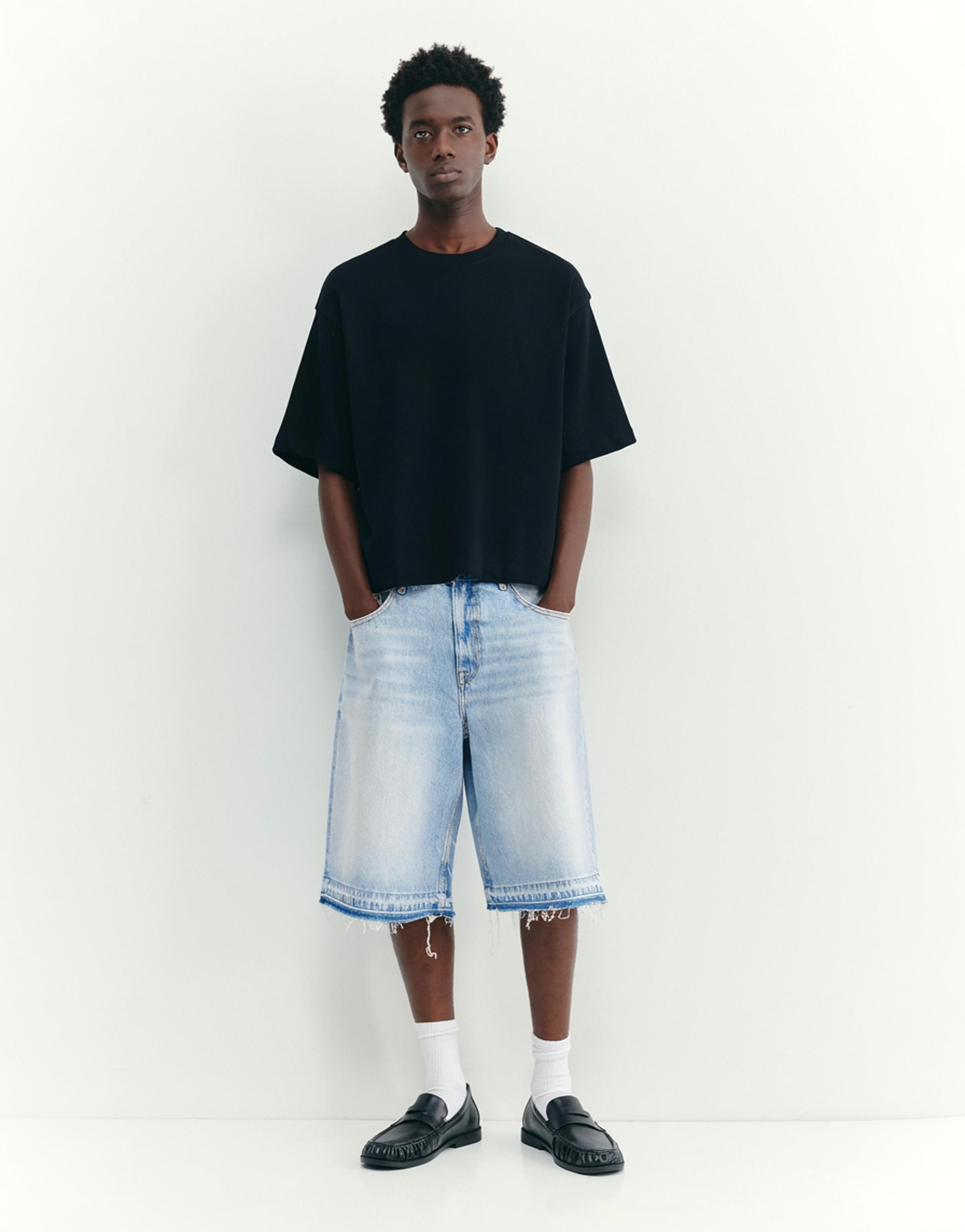 Frayed hem skater Bermuda shorts — Pale indigo