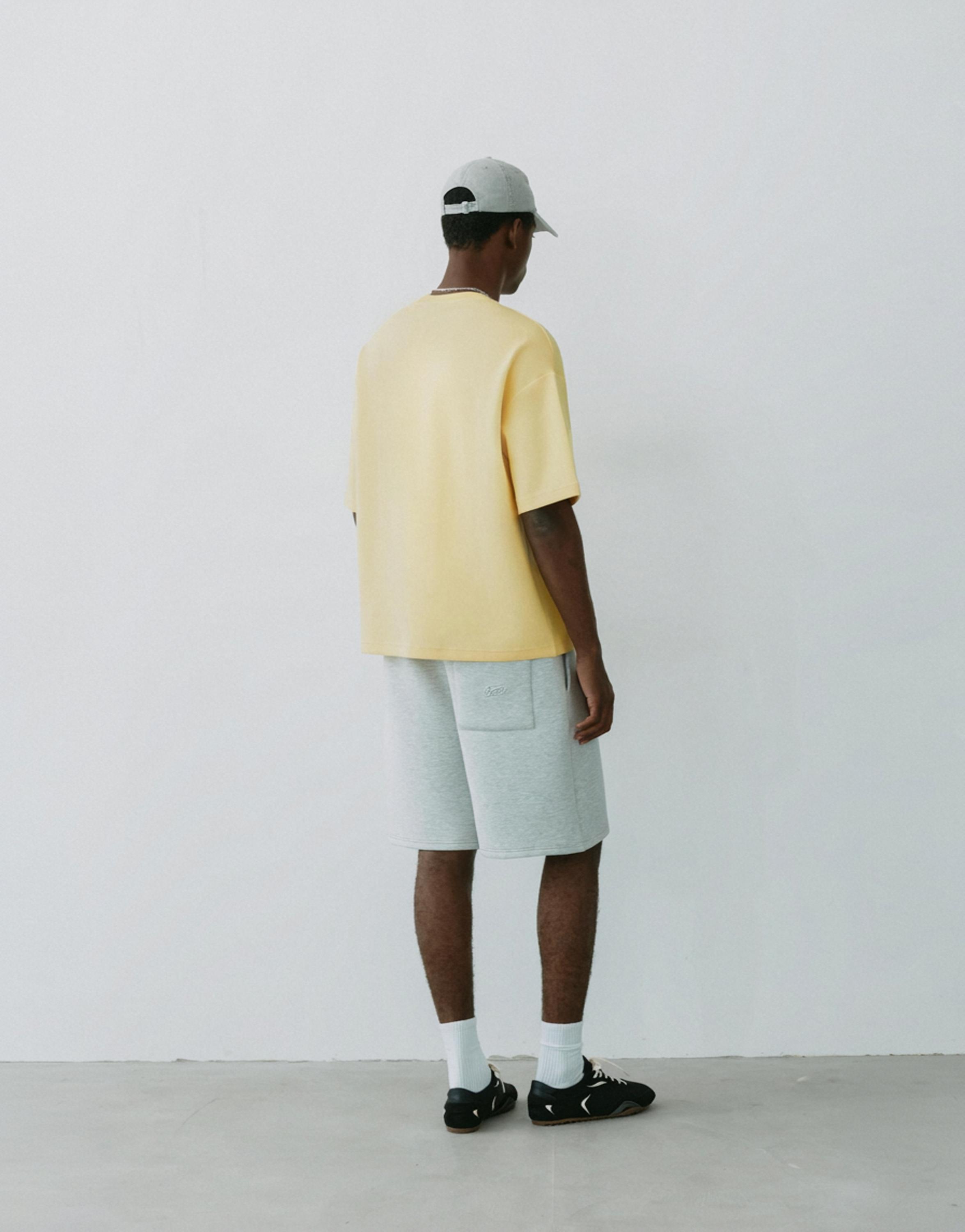 Short sleeve slogan sweatshirt — Yellow
