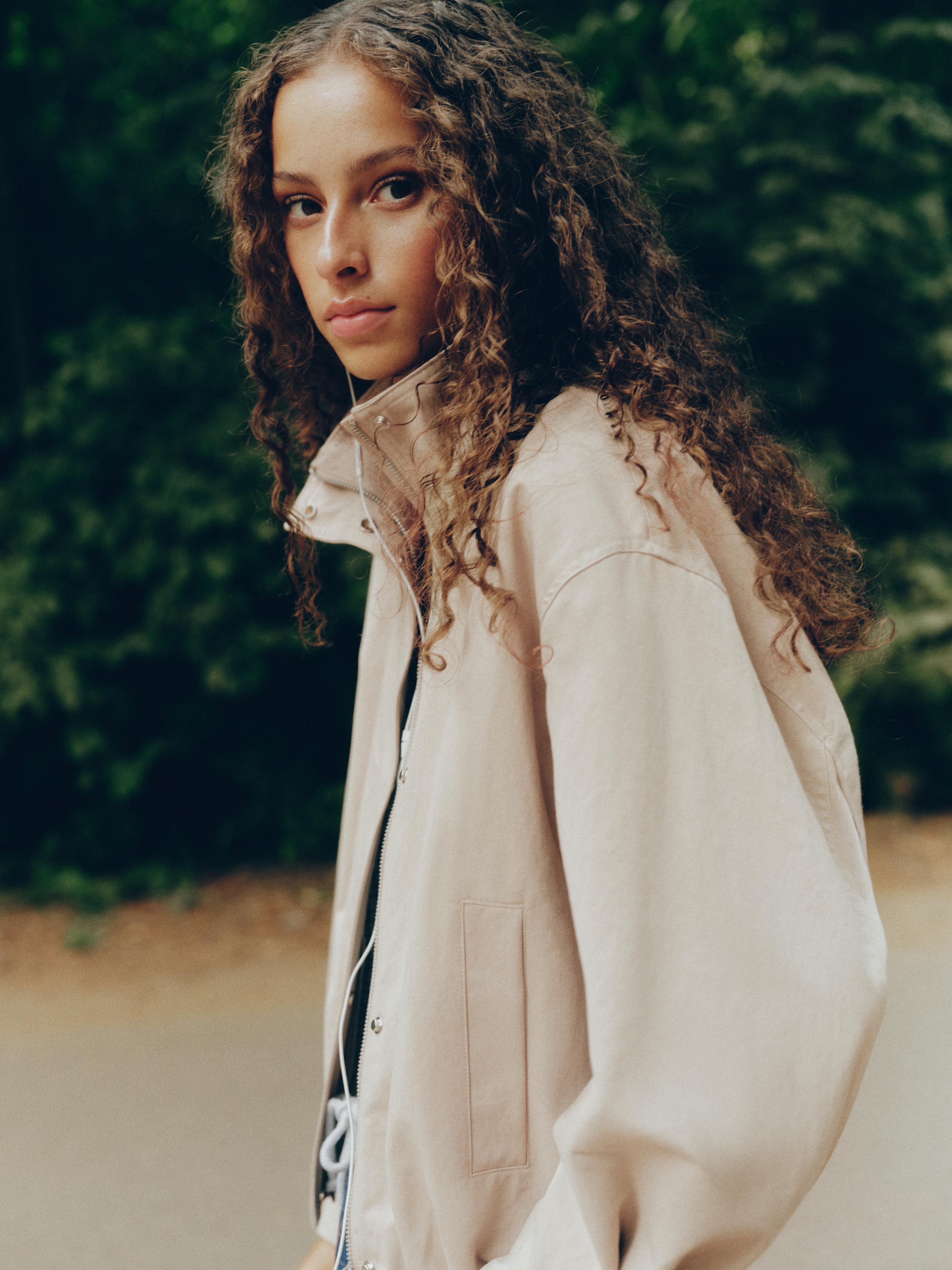 Oversize high-neck jacket — Sand