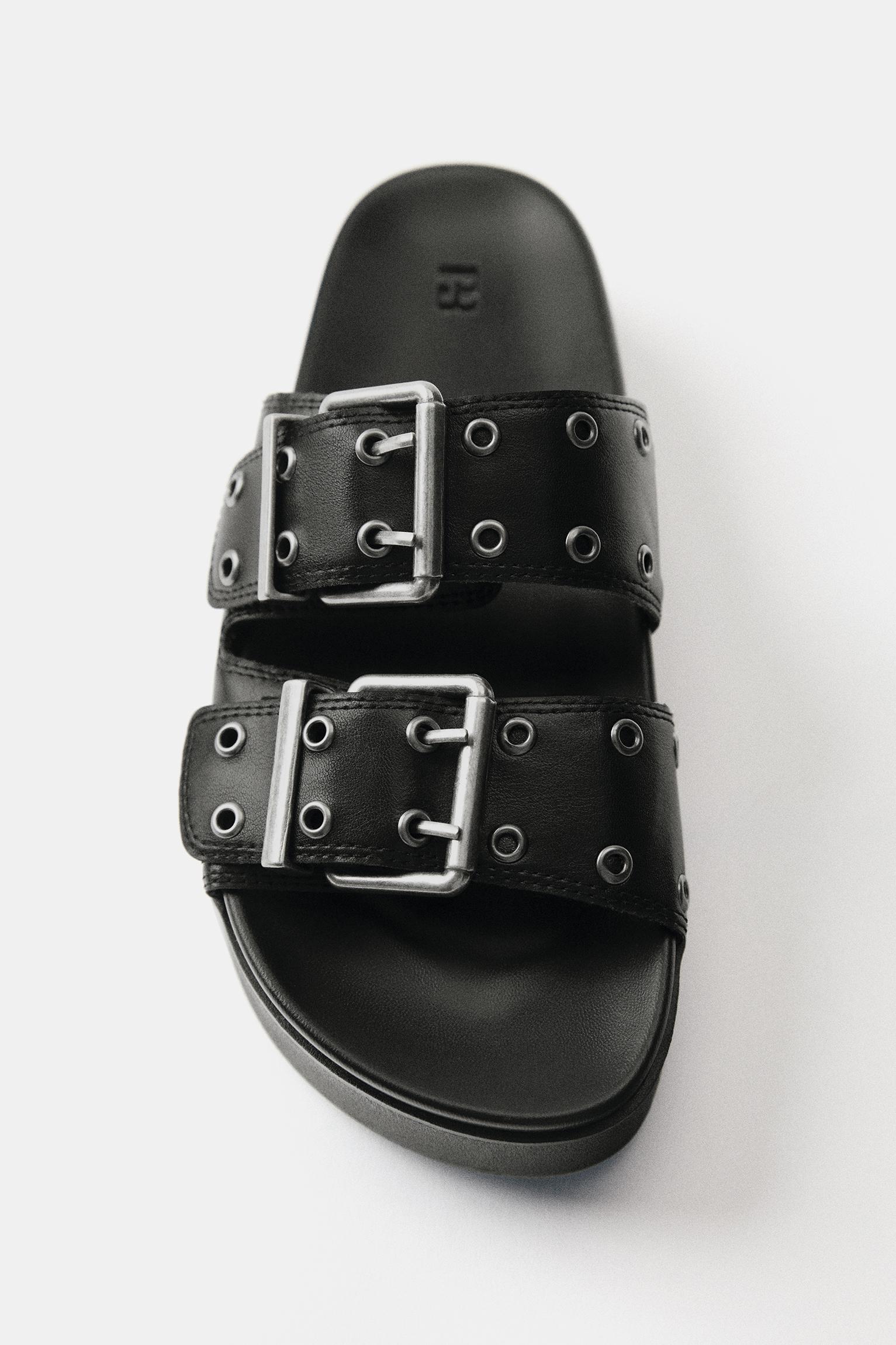 Chunky buckle sandals — Black