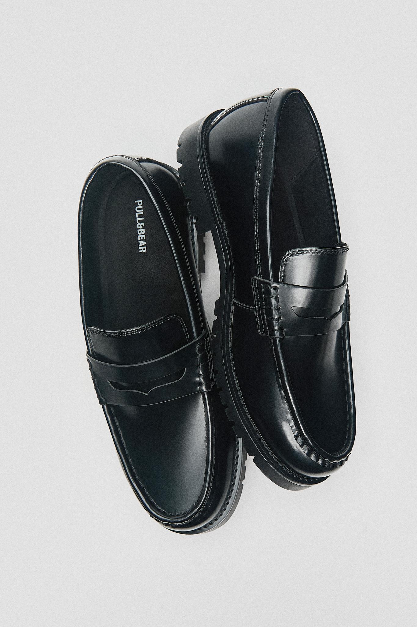 Casual loafers — Black