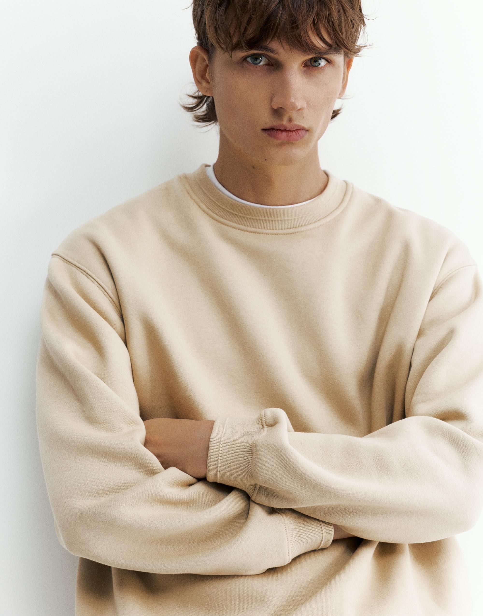 Relaxed fit round neck sweatshirt — Sand