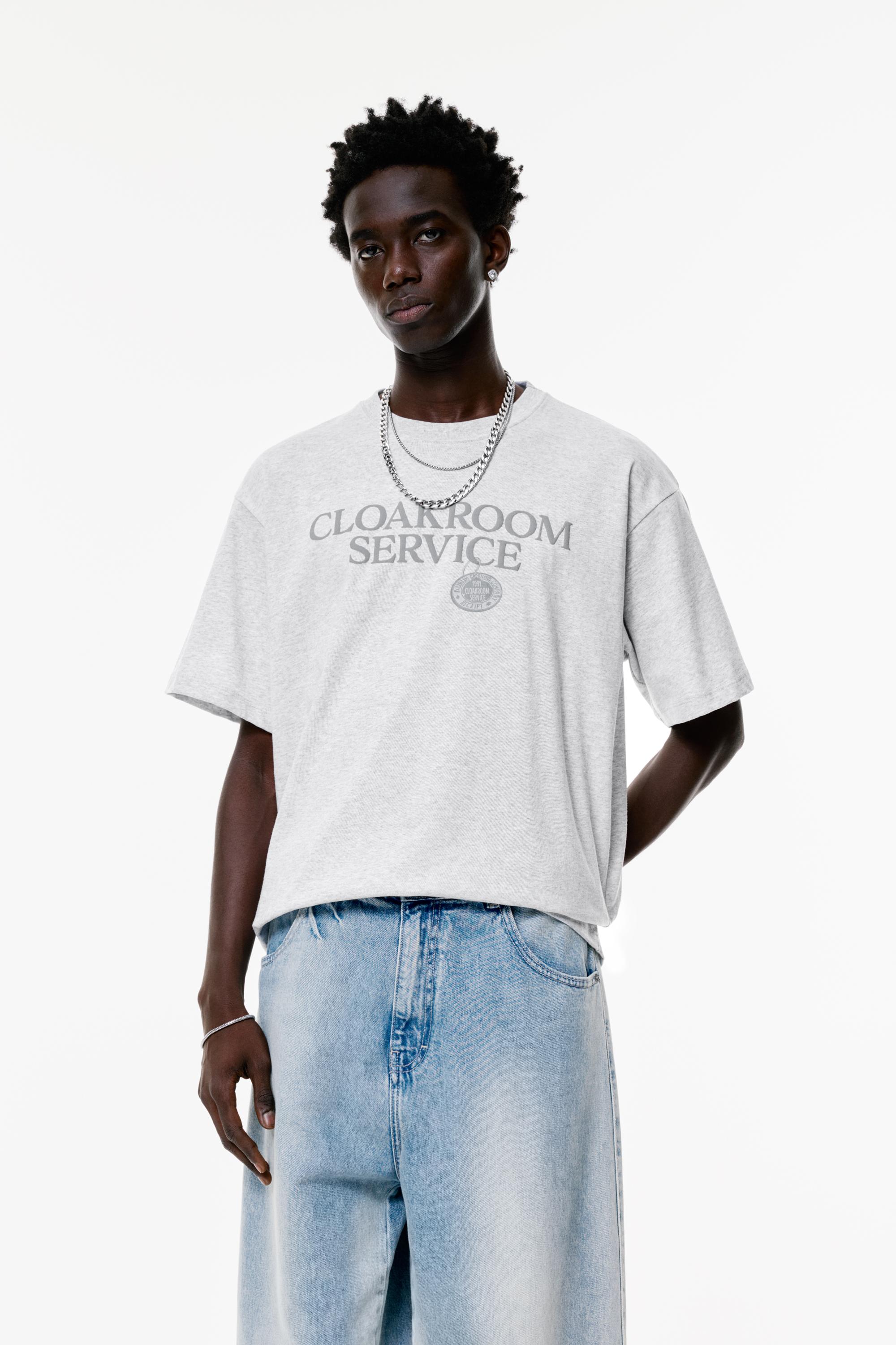 T-Shirt Mit Cloakroom Service-Print