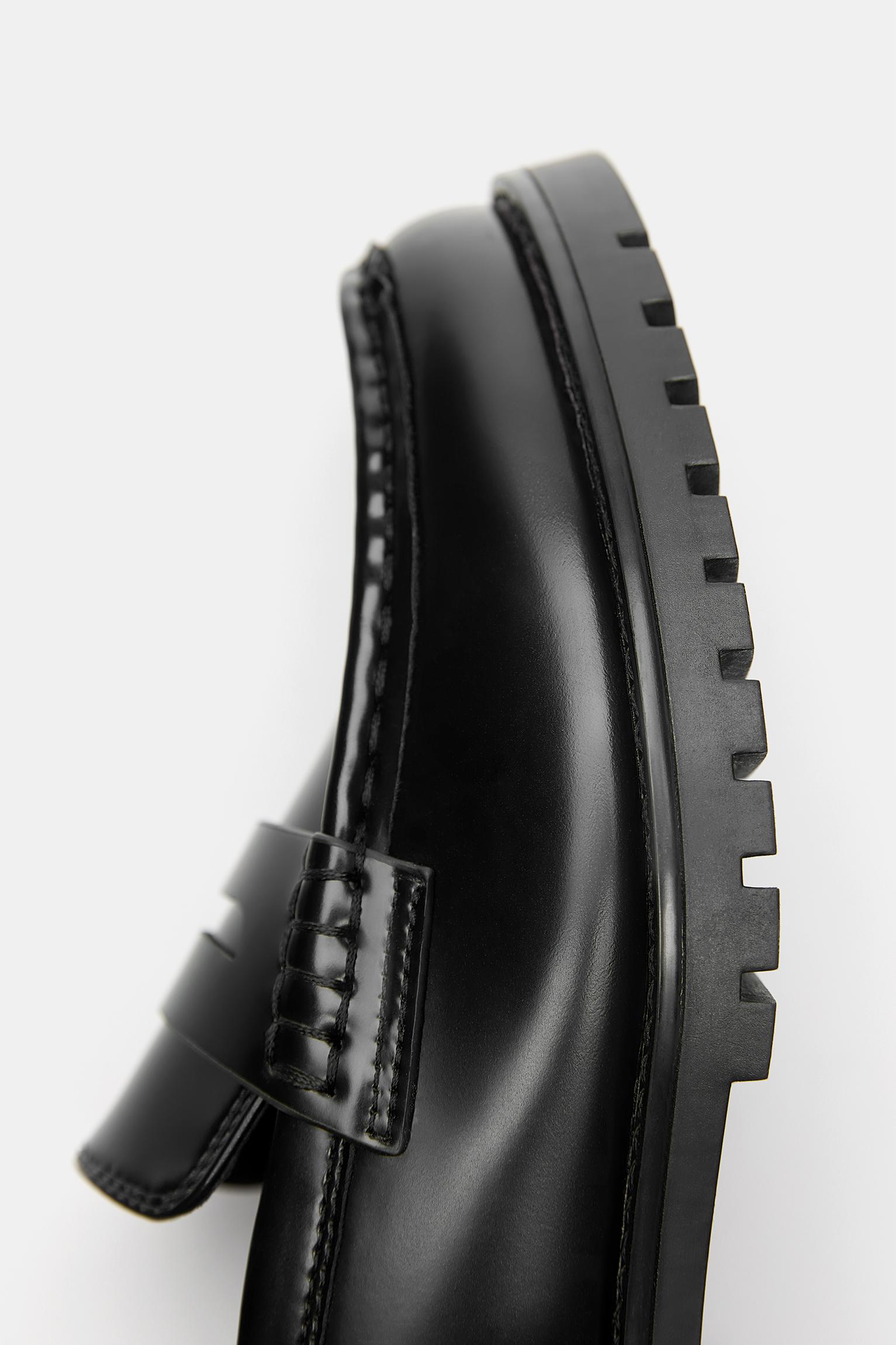 Casual loafers — Black